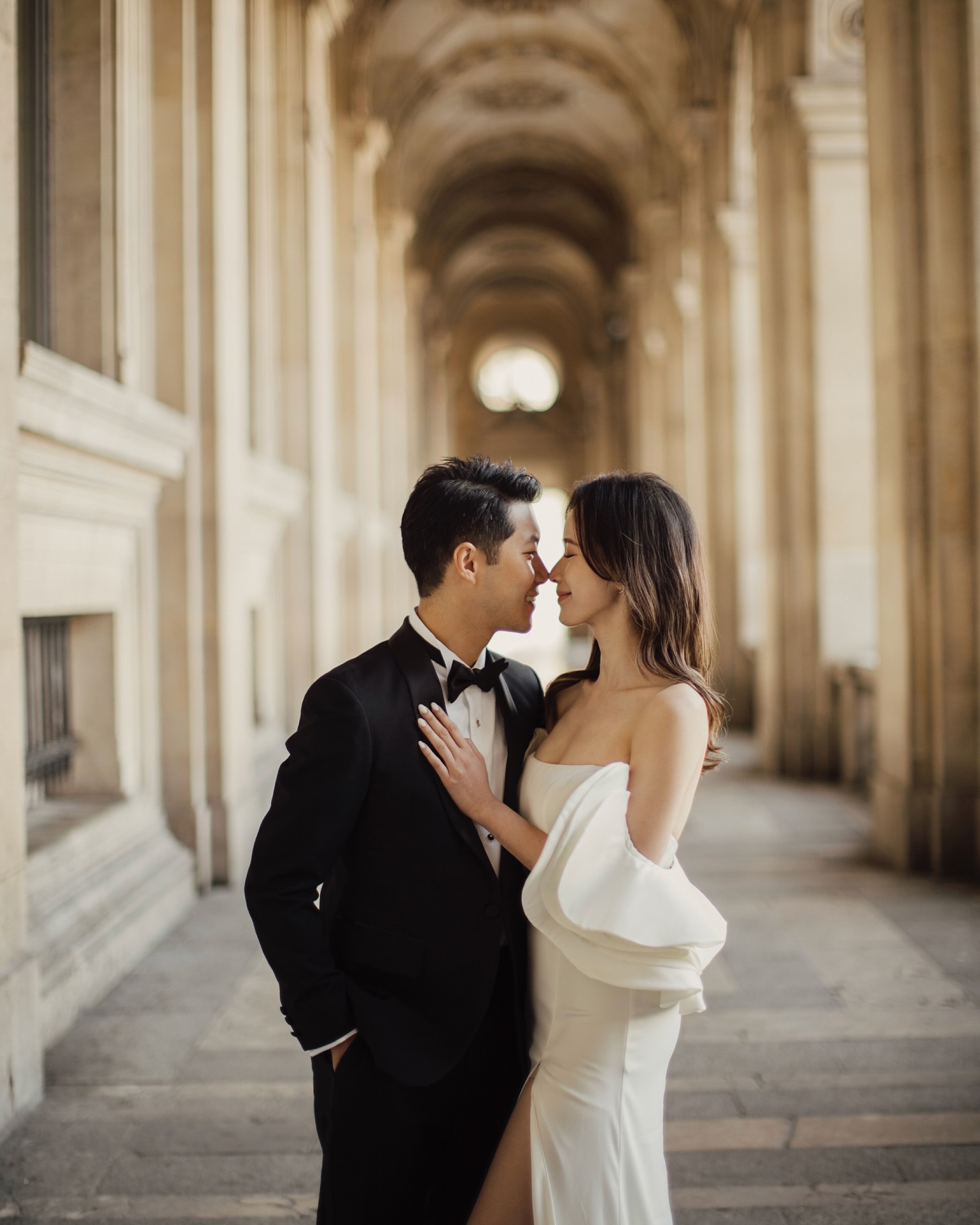 Effortless. Elegant. Paris.
A pre-wedding shoot that feels timeless—just like their love. 🤍
💄 Makeup: @makeupartist_jane
.
.
.
.
.
#preweddingparis #weddingparis #parisprewedding #overseasprewedding #preweddingidea #prewedphoto #preweddinglocation #casualprewedding #prewedoutdoor #destinationprewedding
#photographefrance #photographerparis #photographerinparis #parisianphotographer #parisweddingphotographer #parisphotographer #frenchphotography #photoparis #photographedemariage #parisphotoshoot #pariselopement #photoshootinparis #photographemariageparis