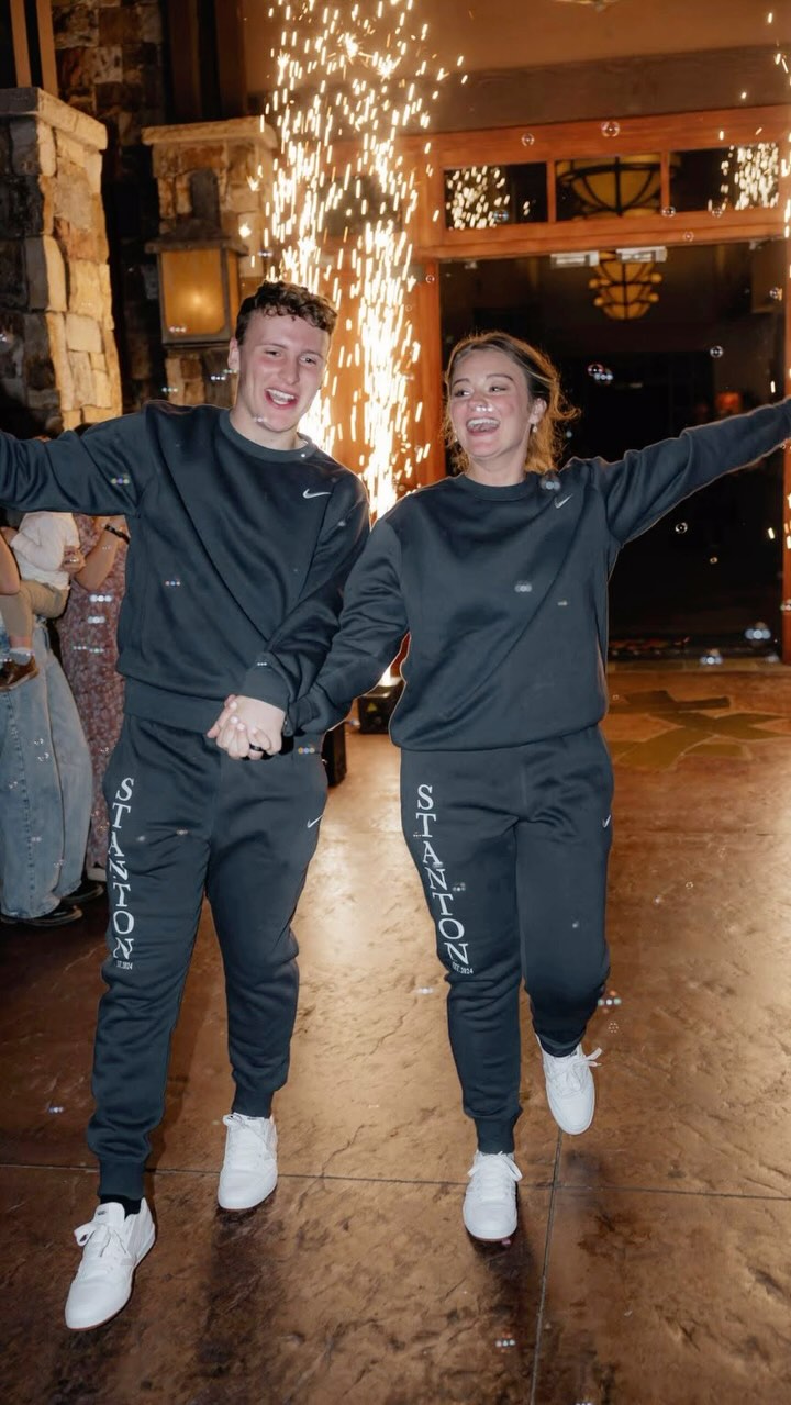 Just married❣️ Within minutes after Hailey & Jacob drove off to start their new beginning we received this text from them:
“Coolest walk out ever. That was absolutely epic! Thank you so much!!!”
So glad we could help make their wedding day dreams come true ✨
.
.
Photo: @izzykentfilms
Planning+Design+Decor+Florals: @poppylaneevents_st.george
.
.
#stgeorgeweddingplanner#weddingsendoff#happilyeverafter #poppylaneeventsstgeorge
#southernutahweddingplanner #zionweddingplanner #justmarried