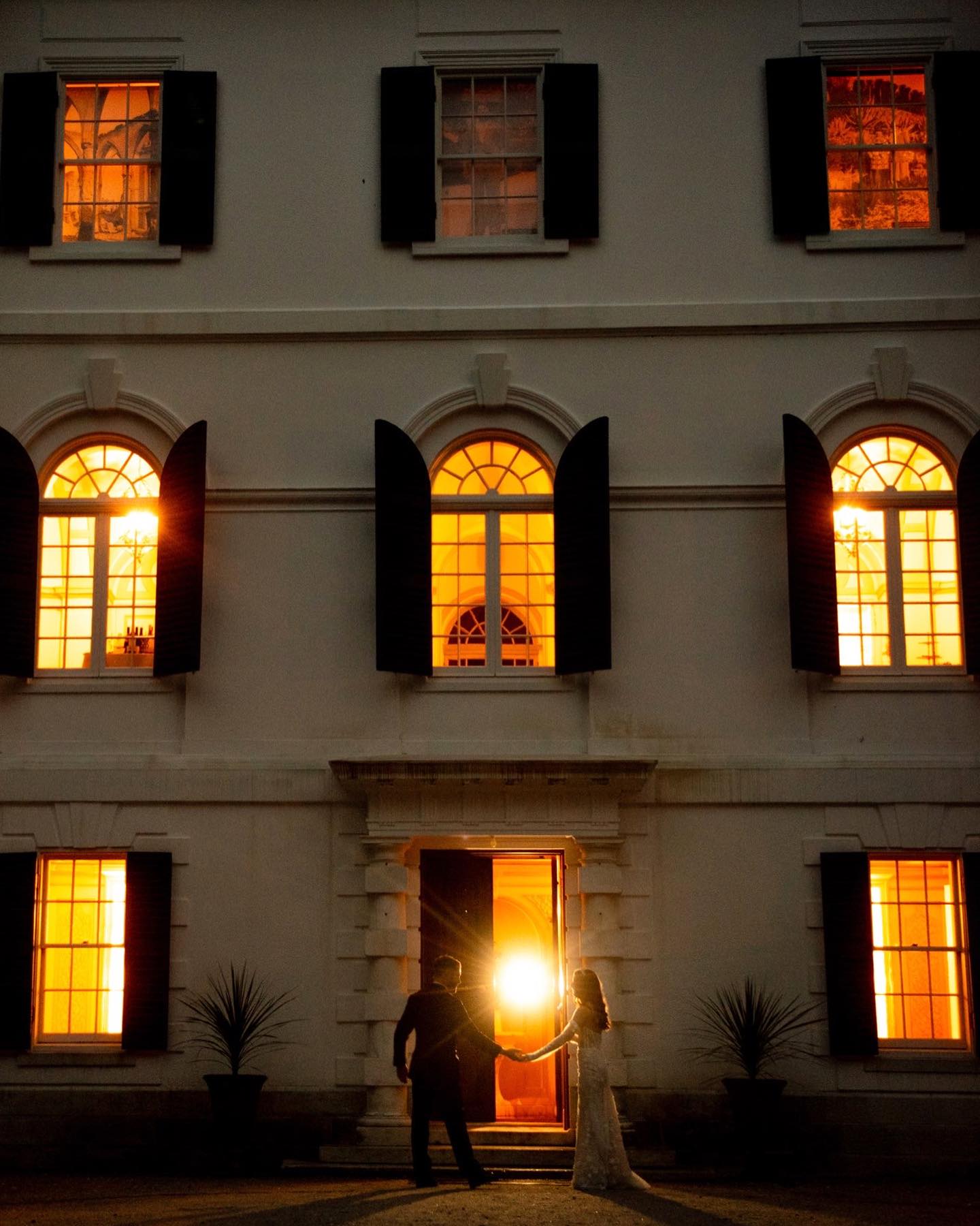 Sneaking away to dance in the dark 😍😍