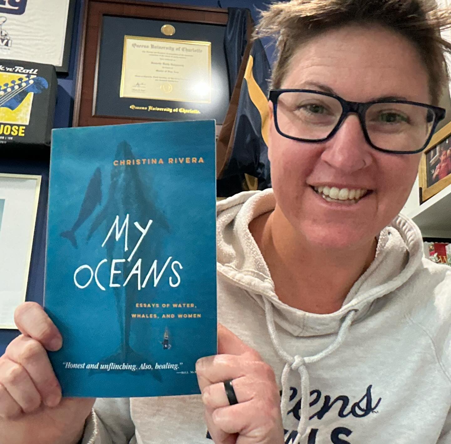 I had the pleasure of hearing @christinarivera.writer read her work last week at a @scribentematernum event and I immediately hunted her down to snag a copy of her book. I’m a sucker for everything oceans, but even still the prose is as beautiful as the packaging, fulfilling my need for depth and resonance as I intentionally seek out mother writers to infuse wisdom and solidarity into what’s become a bit of a parched soul. Anyway, if you’re an earth lover or one needing your soul filled a bit, go check her out!
#fittishwritermom #avidreader #love #instagood #bookreviewsofinstagram #booksbooksbooks #bibliophile #instabooks #booksofinstagram #bookworms #readersofig #leggere #bookrecommendations #author #readingmoms #booknerdigan #booklovers #libros #bookblogger #booknerds #readingmom #bookstagramer #bookclub #readingtime #bookstagrammersunite #bookreviews #literature #booknerdsandfriends #bookstagramming