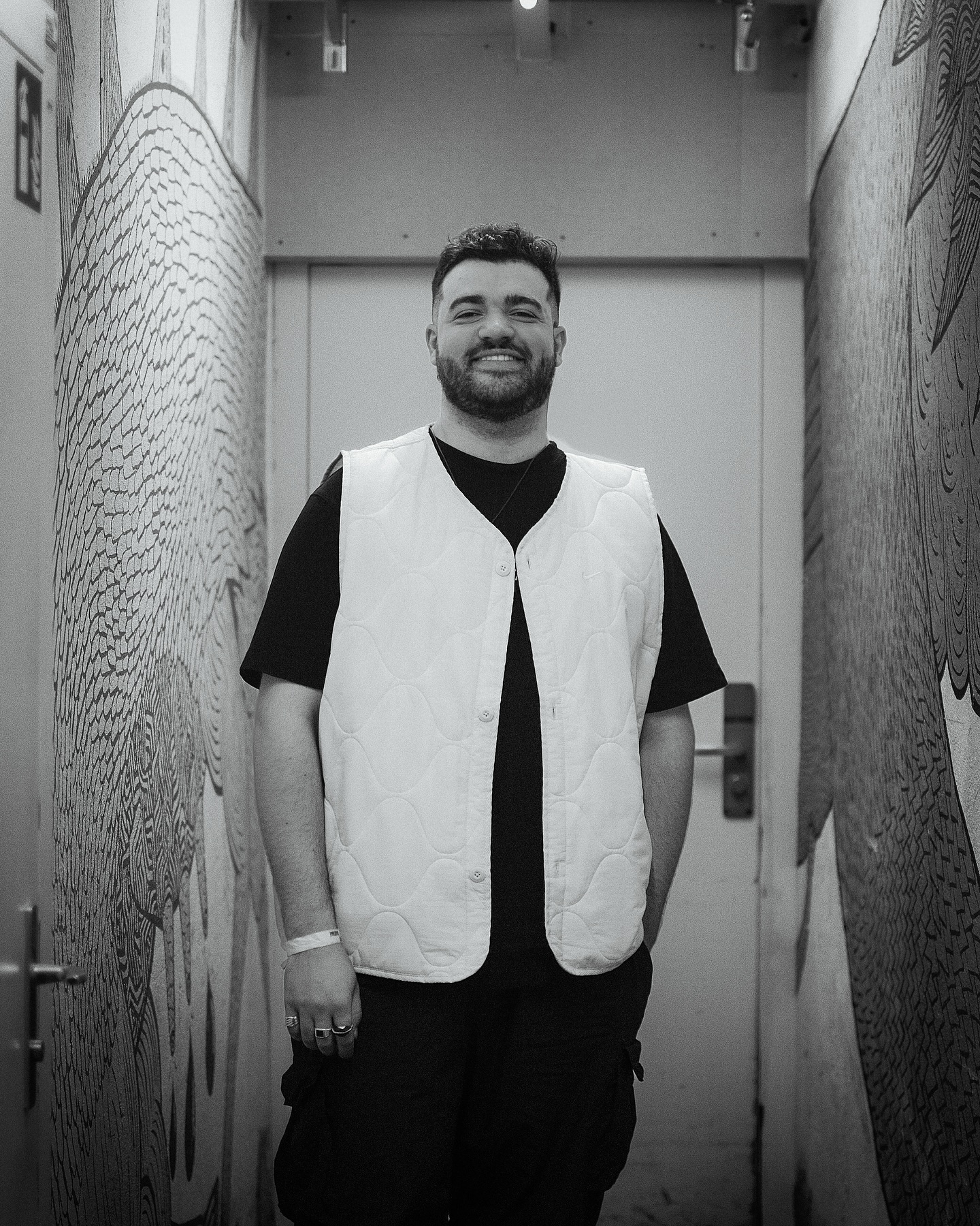 212F #3 EDITION RECAP
EN
Had to share these last few pics…
Still vibin’ with the memories 🎹
Can’t wait for what’s coming next —
see you real soon!
Big love to the photographers for capturing the vibe just right 🫶 @chakohlerphoto & @m.pln
FR
Fallait que je partage encore ces dernières photos…
Les souvenirs sont encore bien là 🎹
Trop hâte pour la suite — On se voit touuut bientôt !
Un grand merci aux photographes pour avoir capté l’ambiance comme il faut 🫶 @chakohlerphoto & @m.pln