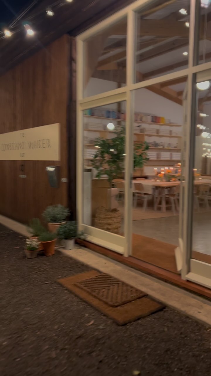 The spring sunshine is shining and when it goes down, casting beautiful peach light through the glass and over the animals, paddocks and countryside around us, we are lighting the fires and the candles. Turning this vast, high ceilinged space into the cosy exciting space you see here.
- perfect for parties
- perfect for supper clubs
- perfect for photography
- perfect for locations
- perfect for business get togethers