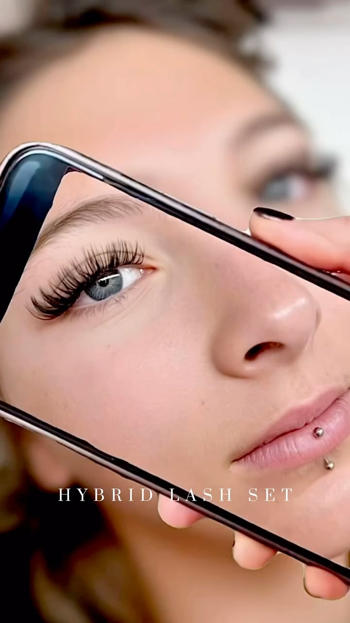 Hybrid Lash set is the perfect combination of a fluffy + defined look🦋
Please visit www.ricozybeauty.com to schedule your appointment. If you have any questions, contact at info@ricozybeauty.com.
◼︎300 E Colorado Blvd, Unit 241, Studio 409, Pasadena CA 91101 (Located inside Salon Republic Pasadena at The Paseo)
#lashes #lashextensions #lashartist #lashtech #lashtexture #lashlift #keratinlashlift #hybridlash #volumelash #bindlocklash #wispylash #マツエク #まつげエクステ #ラッシュリフト #カリフォルニア #ロサンゼルス #パサデナ