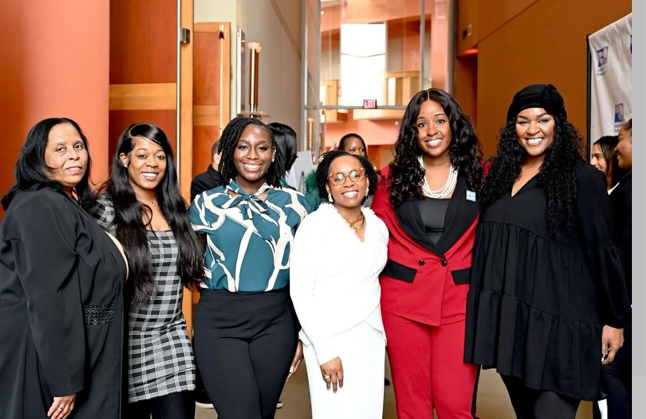 Last month, our team had the honor of attending the 2025 Women’s Leadership Symposium hosted by the @unitedwaygreaternewark 🎉 It was an inspiring event that focused on empowering women, fostering leadership, and celebrating the contributions of women in our community. We are proud to be part of this transformative conversation and are excited to continue supporting and learning from the incredible women shaping the future. Here’s to empowering each other and making a lasting impact together! 🌟
📸 @thenewarktimes
#WomensHistoryMonth #WomensLeadership #EmpoweredWomen #CommunityImpact #Leadership #WomenSupportingWomen #AfterSchoolAllStars #UnitedWay