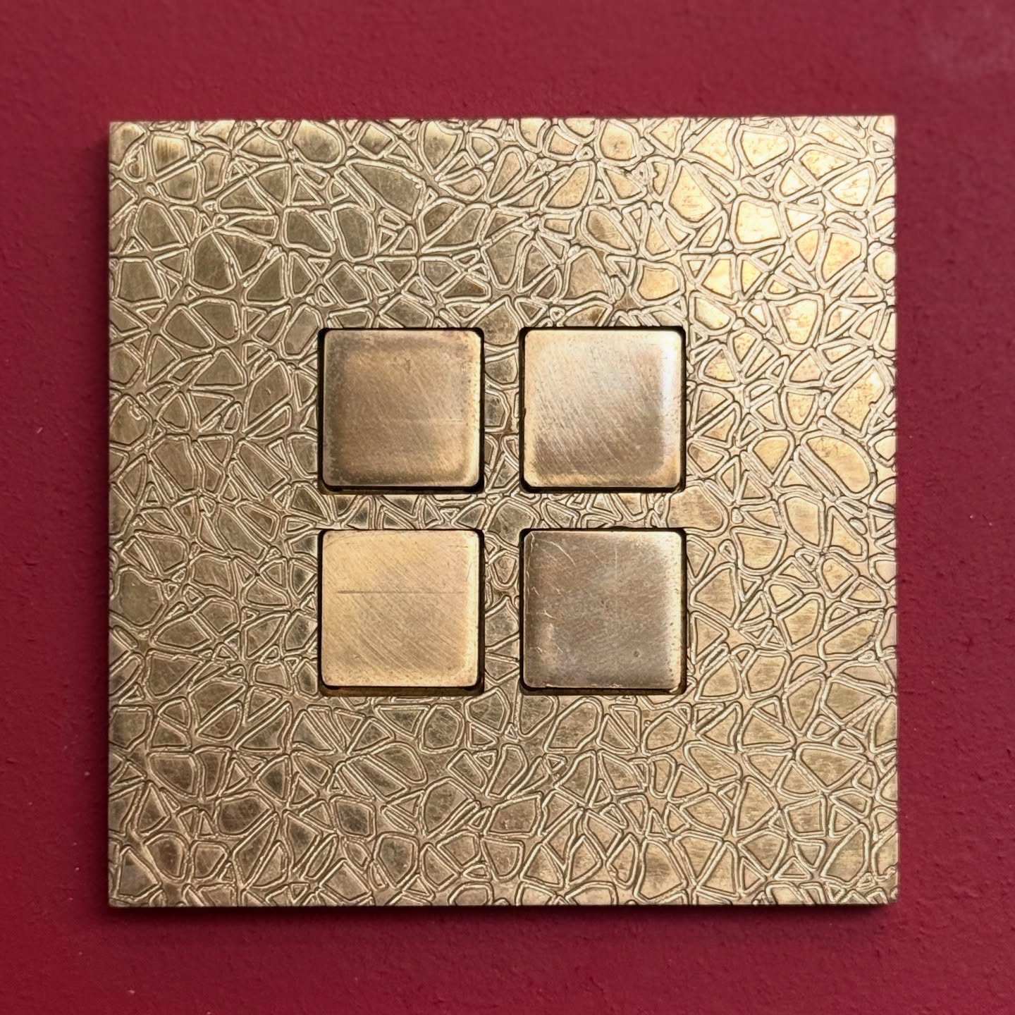 Retrouvez-nous du 8 au 13 avril au salon du design à Milan dans le stand @entrelacs_lightings, pavillon 10 C4 🇮🇹
Ritrovateci dall’8 al 13 aprile al Salone del Mobile di Milano, presso lo stand @entrelacs_lightings, padiglione 10 C4 🇮🇹
#6ixtes #6ixtesinterrupteurs #interrupteur #ateliersdefrance #savoirfaire #artisanat #artisanatfrancais #artisans #architecture #luxe #decorationinterieur #decoration #interiordesign
#interiordecor #homedecor #design #craftmanship #homedesign #interiorarchitect