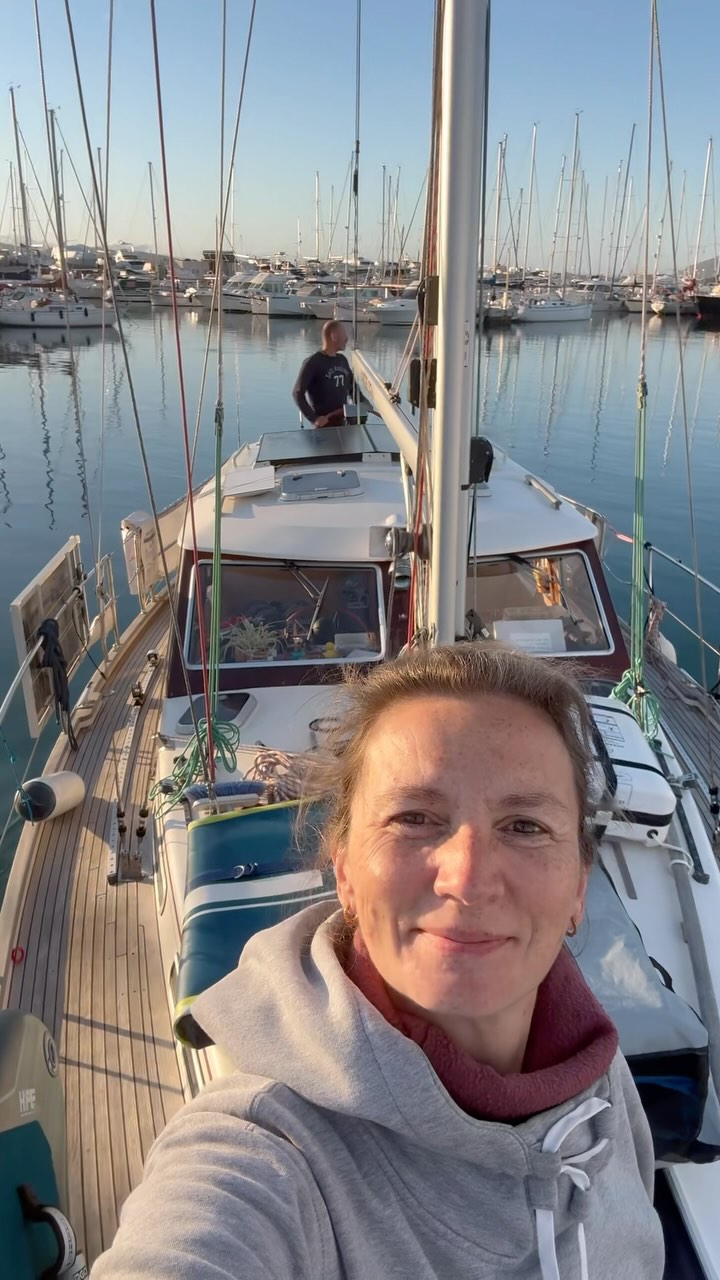 We are off! Our 2025 sailing season has finally started! ⛵️✨ In about 11 hours from Port de Pollença to Mahón on Menorca - the wind really made our Seeschwalbe fly! 🏝️🌊 We are looking forward to what awaits us! #sailing2025 #sailingagain #weareoff #yetanothersailingcouple #happysailor #adventureofalifetime
