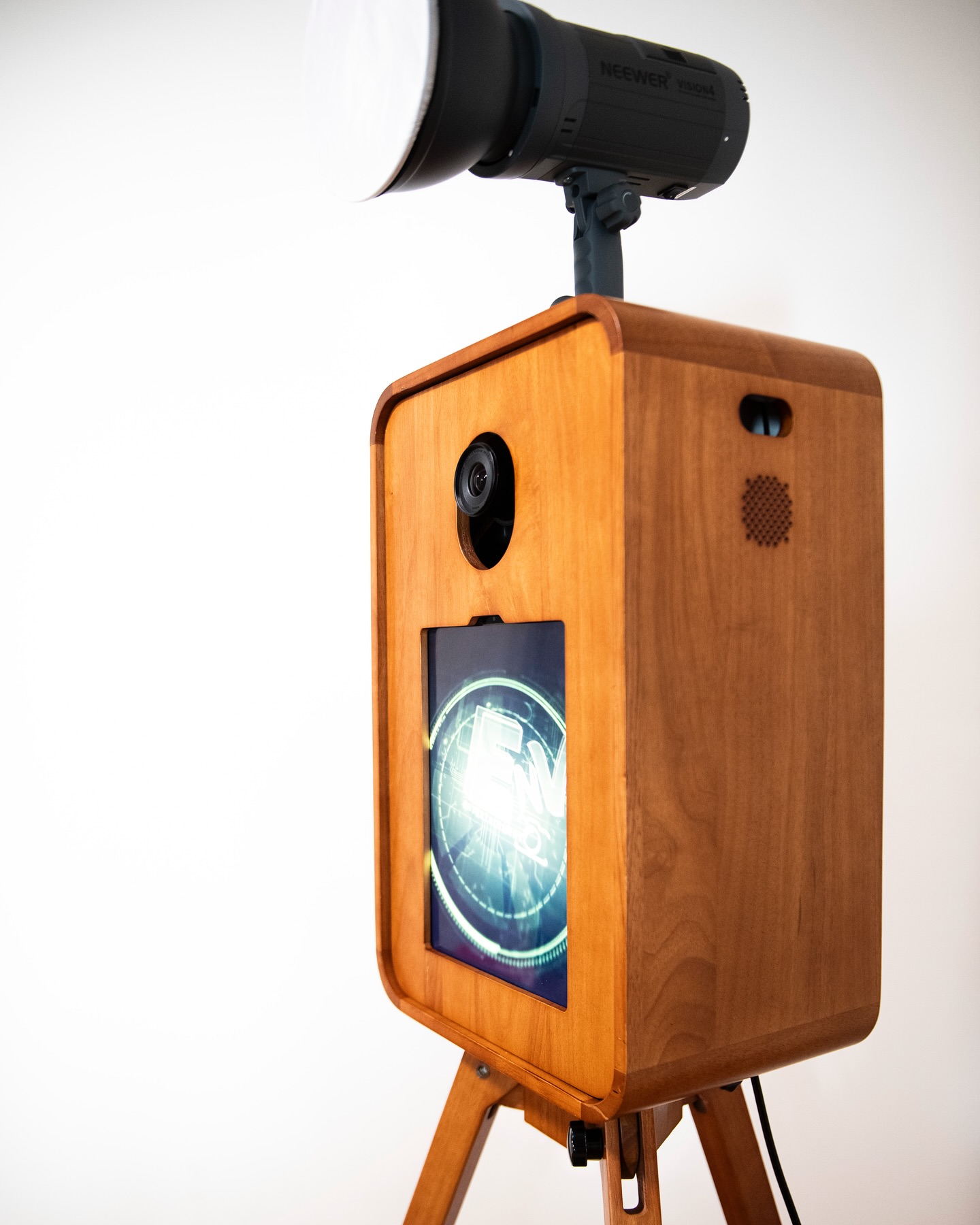 Say hello to our new Retro Booth. Available now!
Book Now
www.enventertainmentny.com
#photobooth #photoboothrental #retrobooth #enventertainmentny #enventertainmentllc #wedding #weddingideas #weddingplanners #nyceventplanner #nycweddingplanner #nyc #westchestercounty #newjersey #connecticut #westchesterbrides #nycbrides #corporateevents