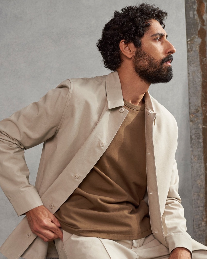 Das Berliner Menswear-Label @aboutcompanions hat bei uns seine neue Kollektion fotografiert. Dabei setzen sie auf hochwertige Stoffe, die in Europa hergestellt werden, kombiniert mit klassischen Schnitten und einem lässigen Look. Nachhaltig entspannt und gut gekleidet. #daylightstudio #daylight #studio #berlin #spielfeldberlin #aboutcompanions