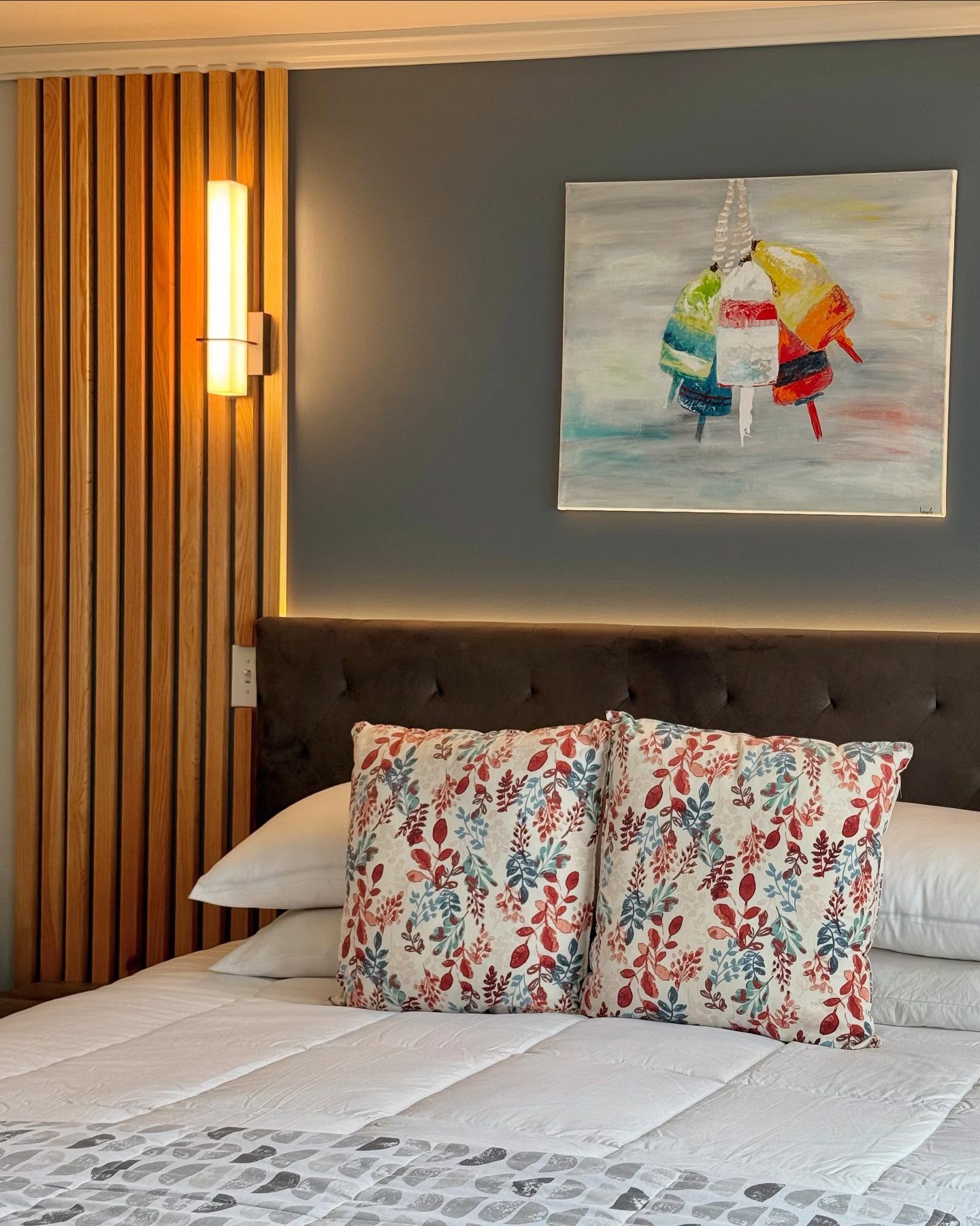 Where comfort meets coastal charm. Your perfect stay starts here. Enjoy our remodeled rooms for 2025 season.