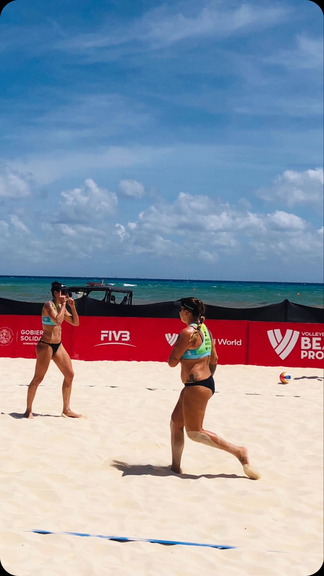 Beach ๐๏ธ volley ball ๐ ๐playa del carmen, Mexico ๐ฒ๐ฝ LIVE
#beachvolleyboll