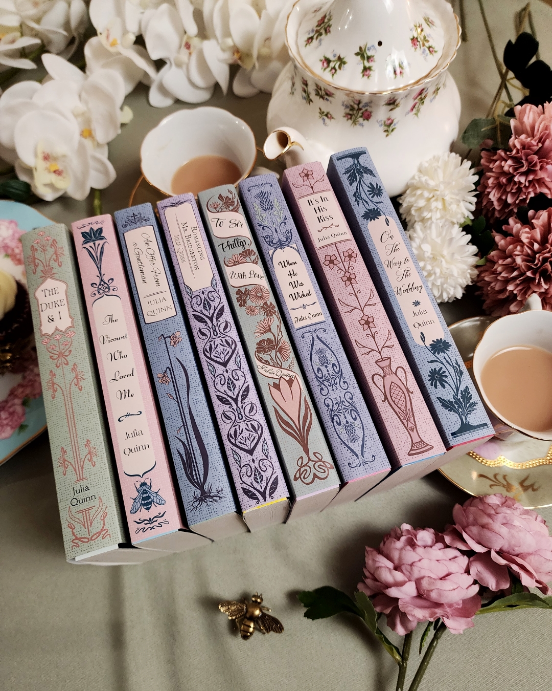 Living in a pastel Bridgerton dream 🫖🎀🌸