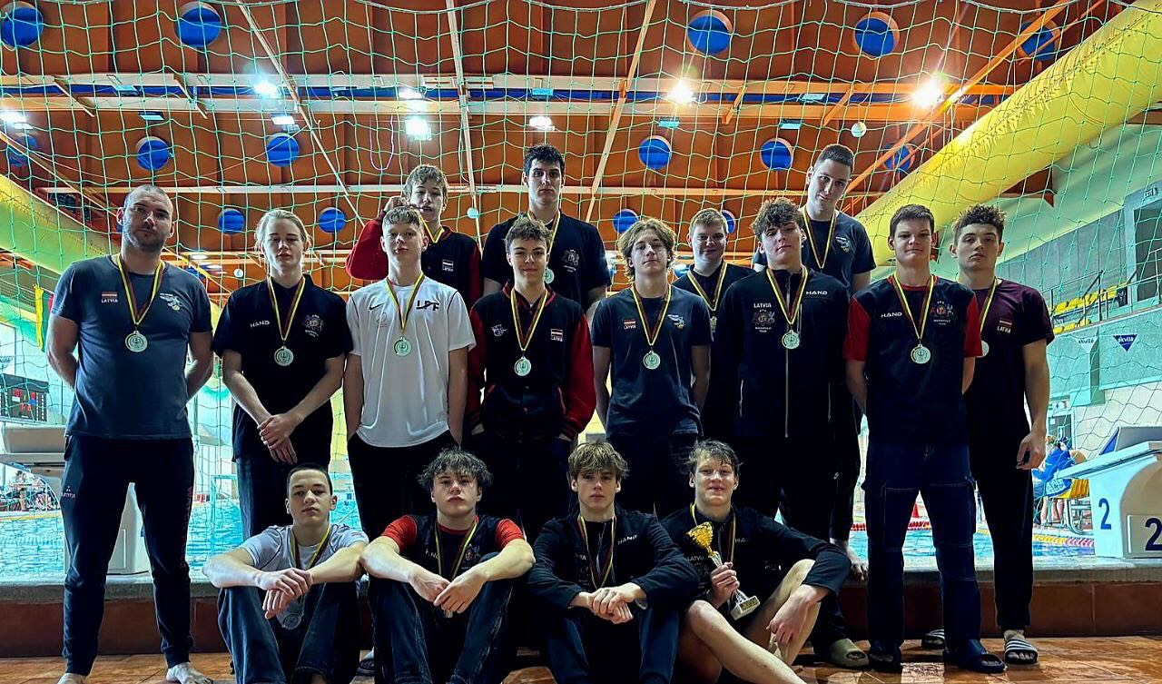 Sudrabs Lietuvā! 🇱🇻🥈🇱🇹Rīga Sharks 2007+ komanda izcīna godpilno 2. vietu ūdenspolo turnīrā! Lepnums par komandu un cīņas sparu! 🤽♂️💪🦈