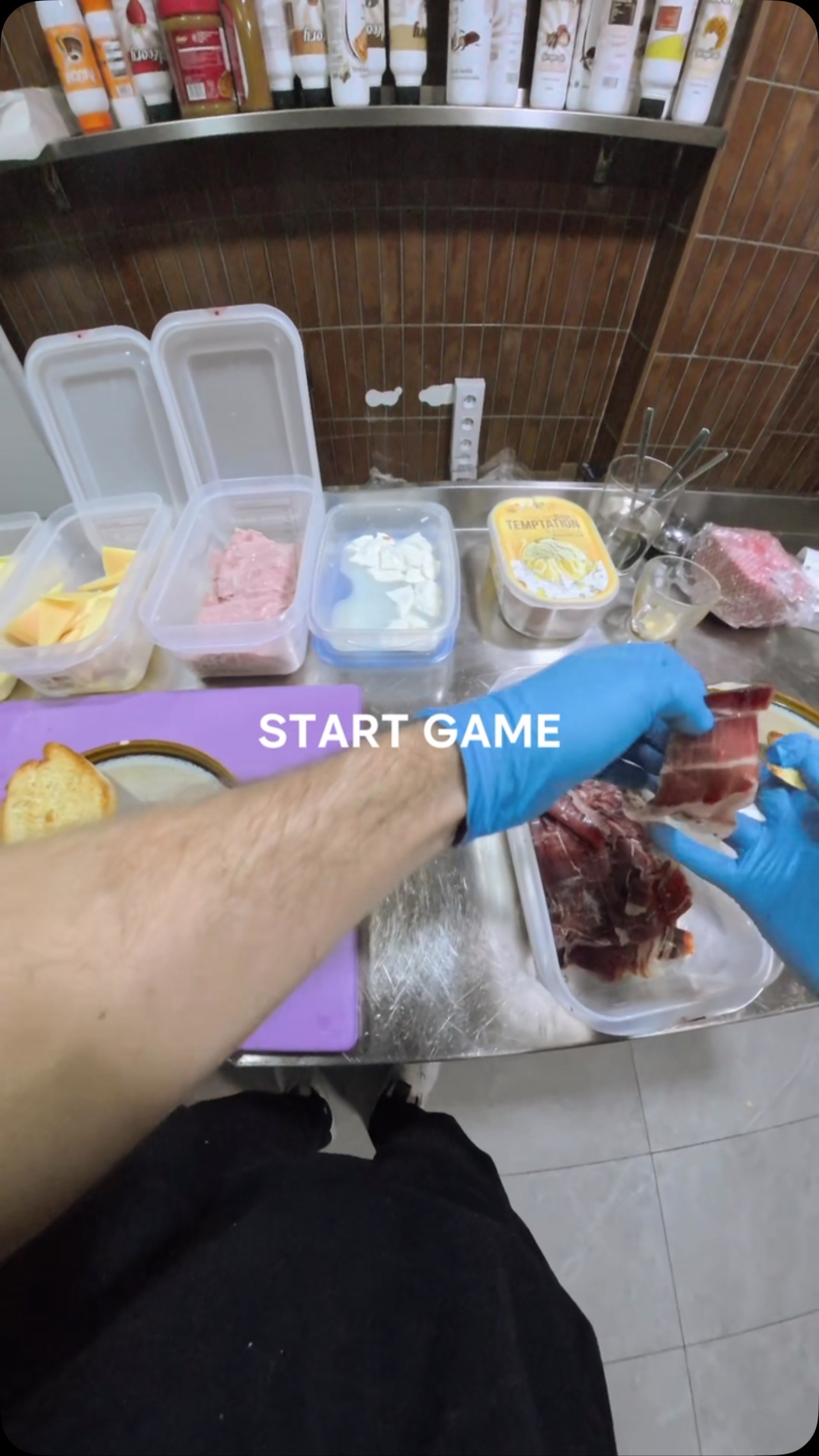 ¿Sacamos Lobby - el videojuego? Estamos aún buscando nombre pero tiene buena pinta 🦹🏽♂️
📍 Plaza de la Iglesia, La Línea
📲 856 159 168
#copas #lalinea #merienda #cafeteria #campodegibraltar #coctel