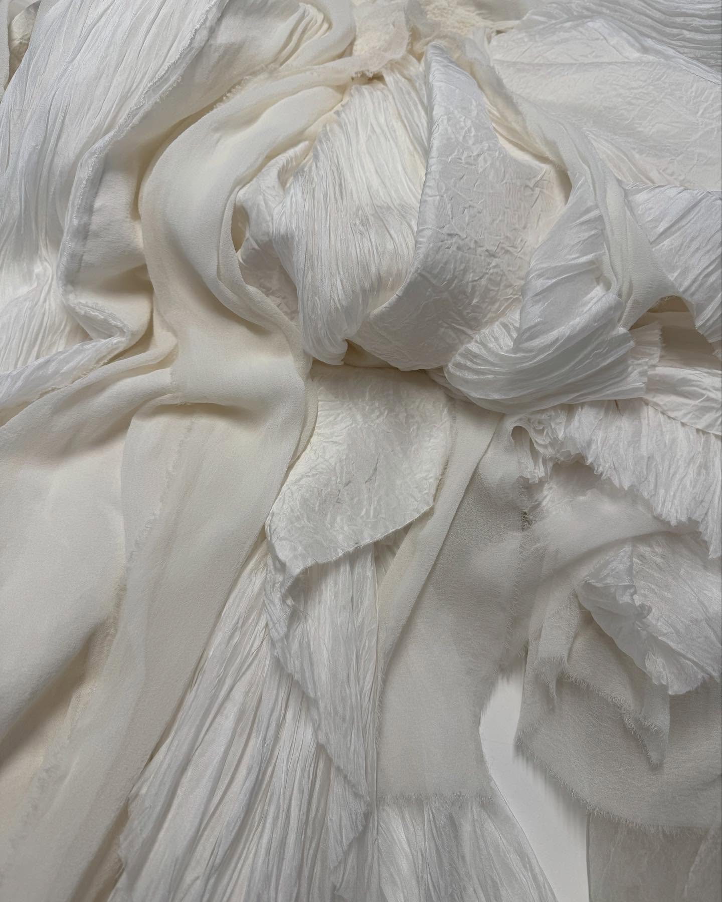 What I’ve been breathing/dreaming these past few weeks…. a river of silk… can’t wait to share this one @whoisliv_ 🤍🤍🤍🤍🤍🤍🤍🤍🤍🤍🤍🤍🤍
.
.
.
.
.
.
.
#customweddingdress #contemporarybridal #modernweddingdress #modernwedding #silkweddingdress #silkweddinggown #bespokeweddingdress #handmadeweddingdress