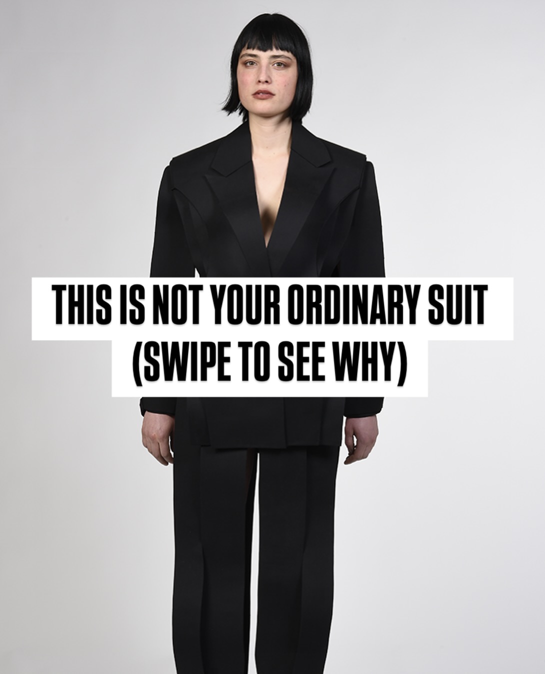 @RawanKhlif, a Palestinian fashion design graduate, presents “A Suit.” A work that plays with perception and perspective. As they put it: “It reveals and conceals different parts of the body as the observer’s point of view changes, appearing complete from a single viewpoint.“
It will always amaze us how something which looks a certain way from one angle can appear so different from another. It reminds us, look at something from every angle, take it all in, things aren’t always as they seem… 🖤
Model: @ceccuu.lia
#RAWANKHLIF #FASHIONDESIGN #FASHIONDESIGNER #FASHIONGRADUATE #PALESTINE #PALESTINIAN #FASHIONSTUDENT #STYLE #SUIT #SCULPTURE #ART #PERSPECTIVE #NEW #INTERESTING #FUN #VIRAL #ASTHETIKMAGAZINE