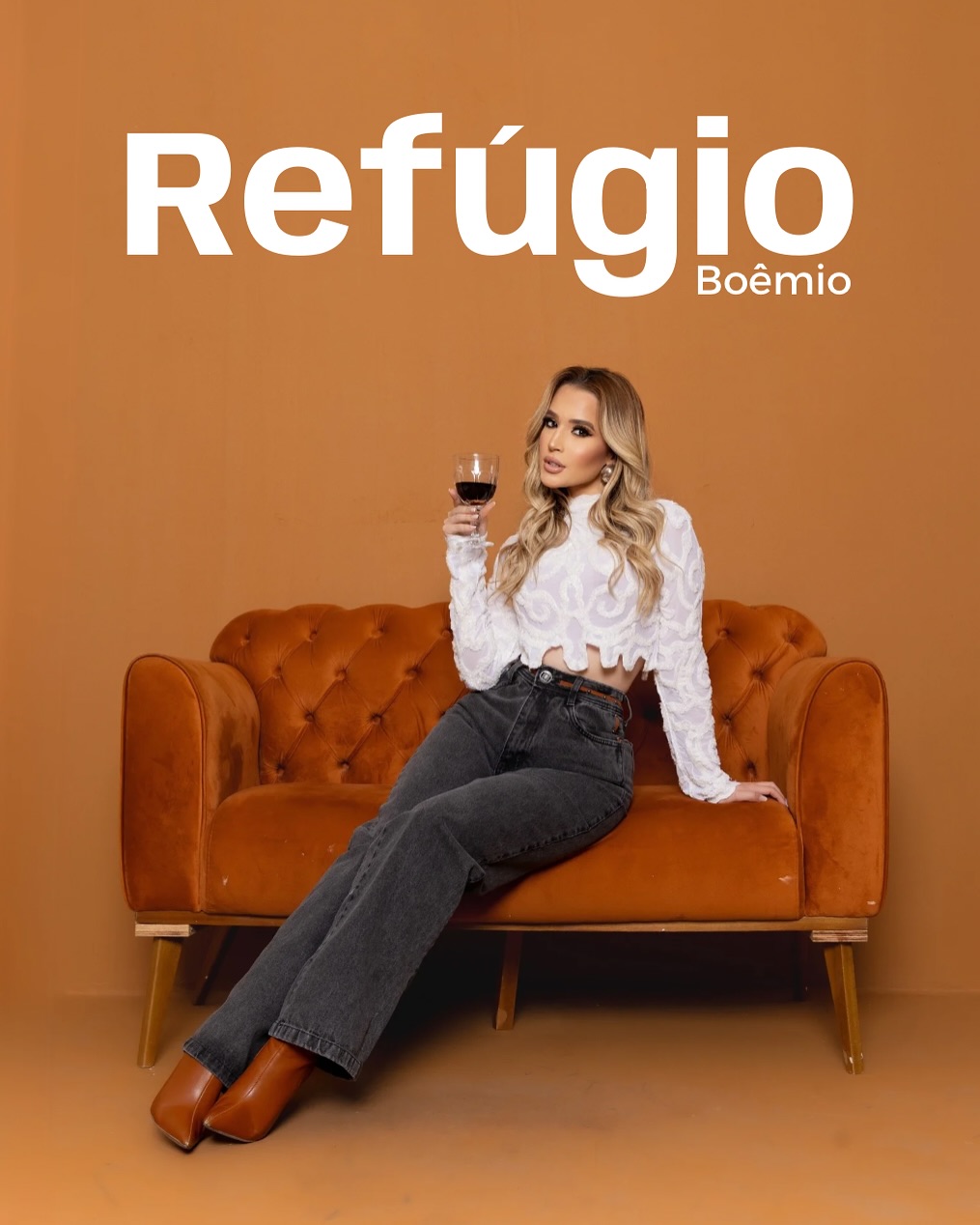 Toda marca que quer crescer precisa comunicar com intenção.
A Prahdus entendeu essa necessidade e, junto com conosco, criou a campanha Refúgio Boêmio.
Nosso trabalho foi muito além do visual: partiu da necessidade real de atualizar os materiais de divulgação, contextualizar o uso do jeans e preparar os canais da marca para a nova temporada — tudo isso com linguagem alinhada e estratégia unificada.
Na Citrus, transformamos ideias em campanhas completas, com consistência em cada detalhe.
Sua marca também pode dar esse passo. Vamos juntos? 🍊
#campanhademoda #marcasdemoda #marketingdemoda #branding #socialmedia #socialmediademoda