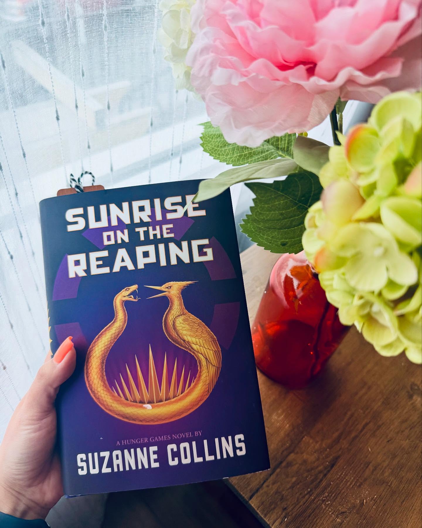 Springtime can bring rainy days and gloomy weather 🌧️ but it’s also a good opportunity to carve out some time for yourself! Get comfortable & curl up on the couch with a good book or TV show, then make a list of the top 3 things you’d like to do once the sun is out again ☀️