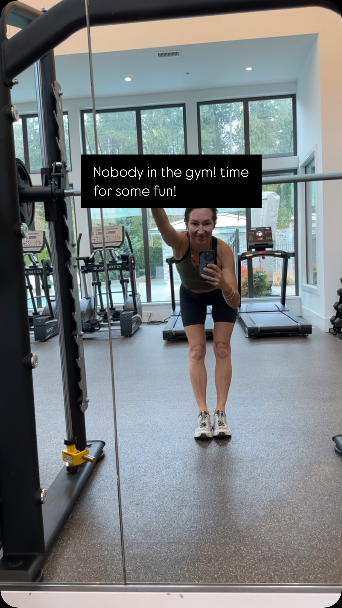 When I really want to get rid of that agitated,stressed out, sedentary sluggish brain feeling…I go for light weights with good music and some footwork. Bonus it is brain work too!
Have you nailed a mini workout thats hits both what you love and some of your rehab goals?
##crossingmidline #proprioceptiontraining #handeyecoordination #stressmanagement #mindbodyspirit#sensoryintegration#postconcussionlife #empoweredrecovery #holisticrecovery #occupationaltherapy #pcs #persistentconcussionsymptoms #vestibular #dizziness #visualimpairment #nervoussystem#nervoussystemregulation#postconcussion #tbi
#concussionrecovery #concussion #brainenergy #concussioncoach #yoga #returntowork #livingwhilehealing #patienttoperson