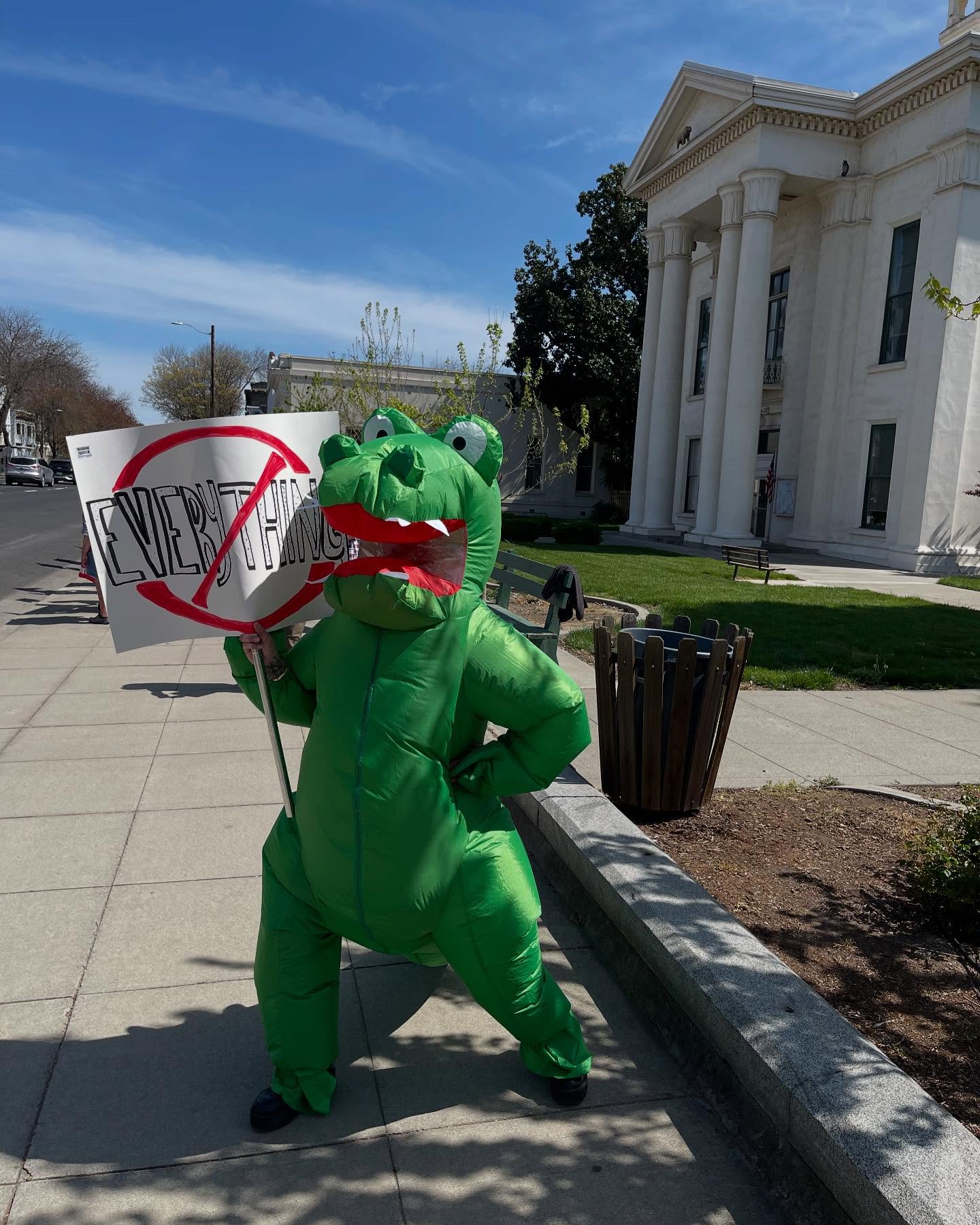 Yes it was hot.
Yes I danced the whole time.
Yes it was hard to see.
Yes it was fun.
#protest