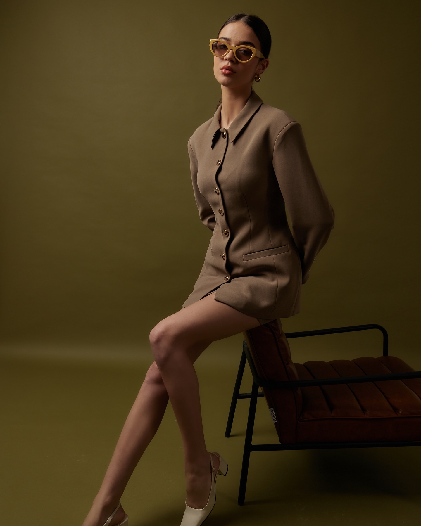 Structure meets sophistication. A new standard in refined fashion.
#luxurybrand #luxuryfashionbrand #luxuryfashion