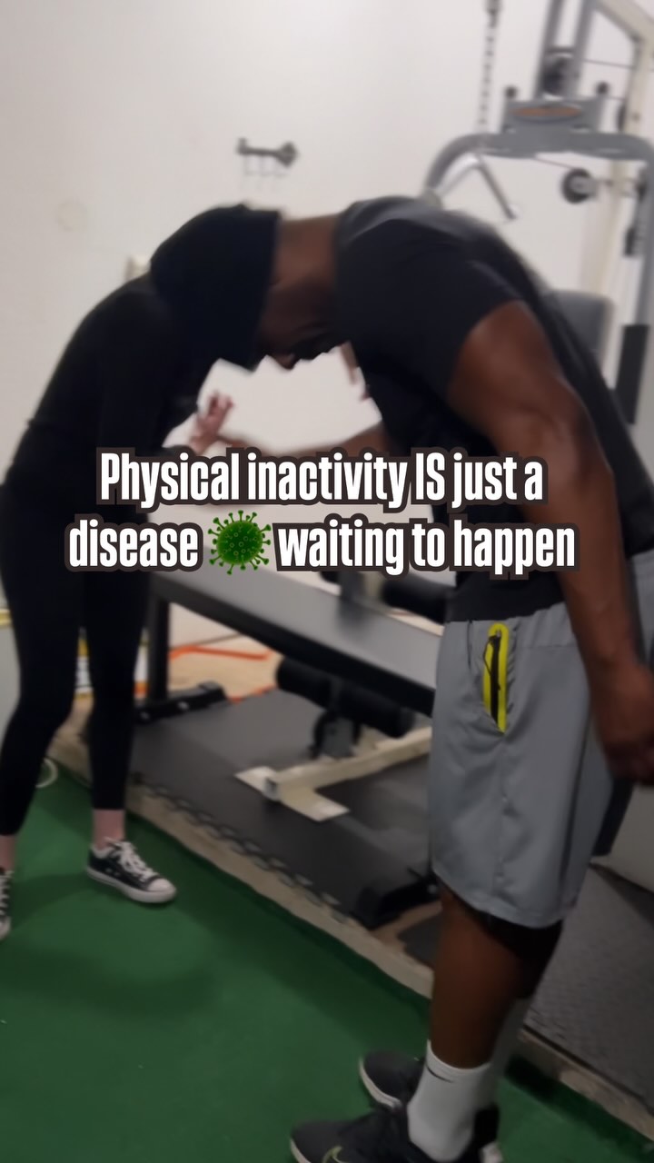 There's no excuse for not working out moms
Here's why:
1. Someone else has the same if not more responsibility than you yet their prioritizing their health.
2. You currently have all your working limbs and disease free. This gives you opportunity where other people cannot.
3. You spend $40 dollars on brunch every weekend and you're hungry in 3 hrs instead of spending $50 on a coach for 1 hr to trim your waist.
4. You're not liking the scale or the mirror yet buy products like spanks & waist trimmers for something that should be natural.
DM or comment "Activity" if you're tired of not working out consistently👌🏾& need a 1-1 online coach to help you get a spark 🧨🧨
#fitness #busymomlife #busymom #professionalwomen #personaltrainer #fitover50 #fitmom #reels