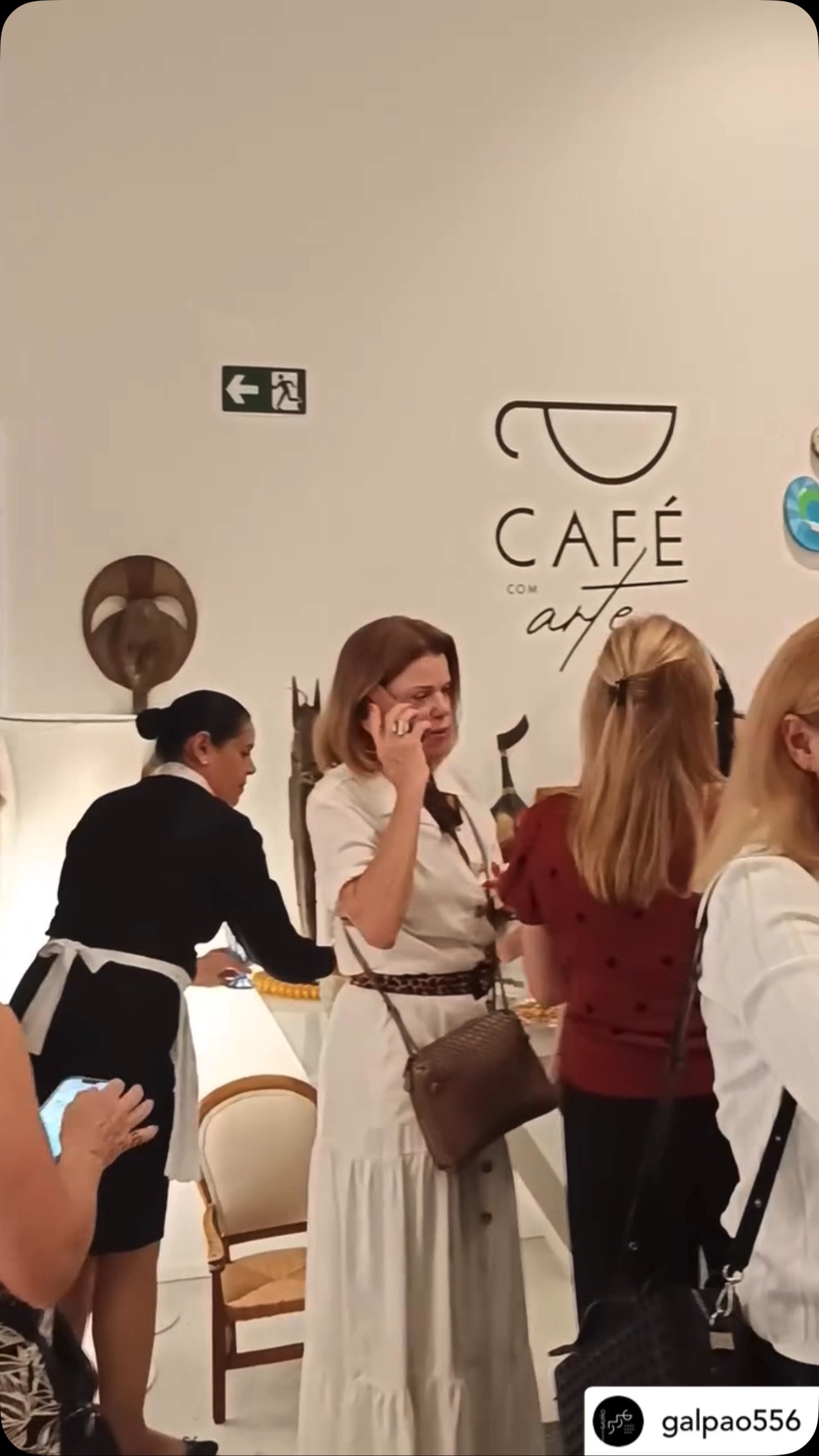 Esta semana nossa exposição recebeu a visita do grupo Artidot. Para quem ainda não visitou a exposição fica até dia 24/5. Será um prazer recebê-los!