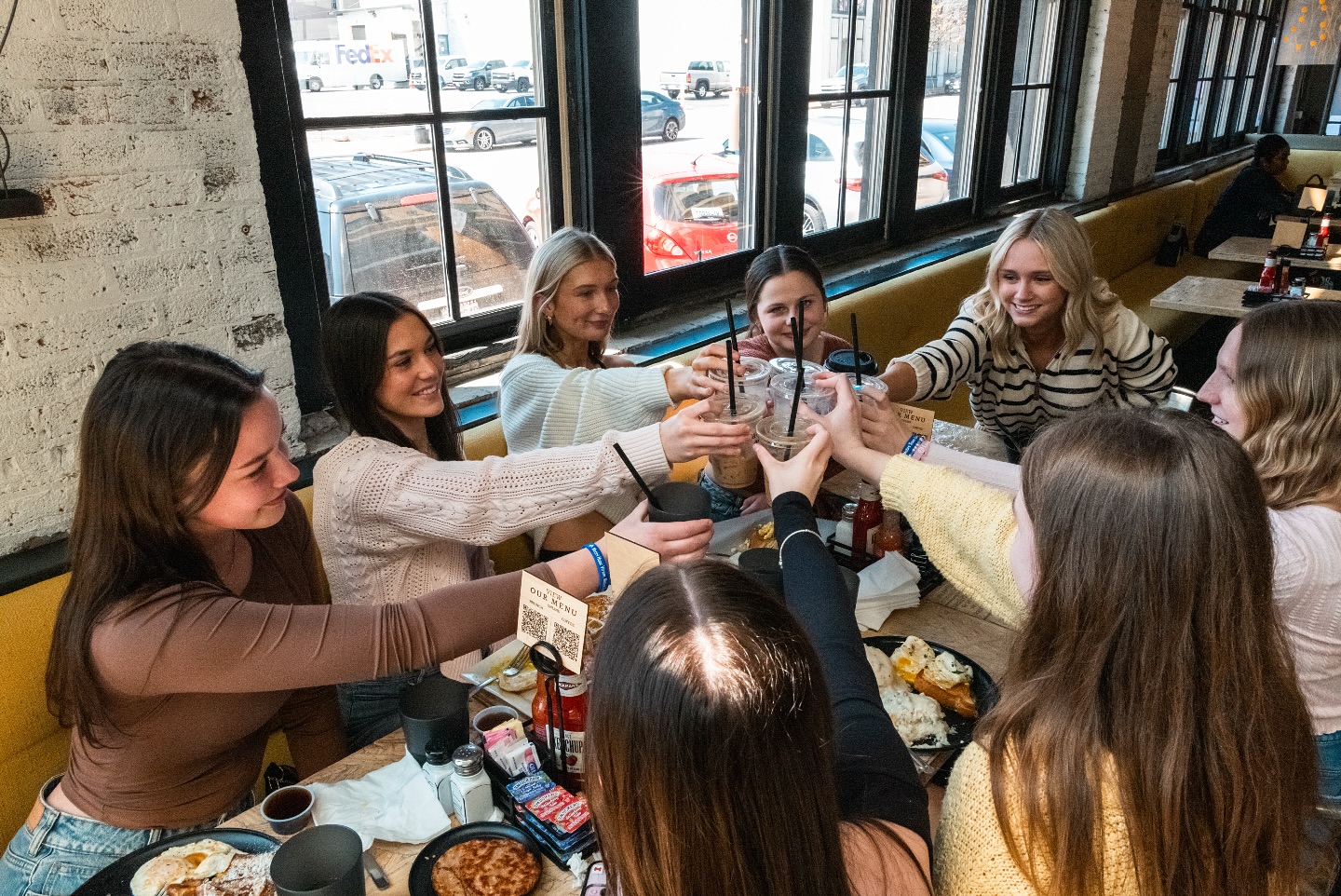 We saved you a seat! Come on in!
8:30am - 2:00pm | Daily 🙌🏽
#midtown #downtownstl #brunch #stlbrunch #stlcoffee #latteflight #lattelounge #hgeatery