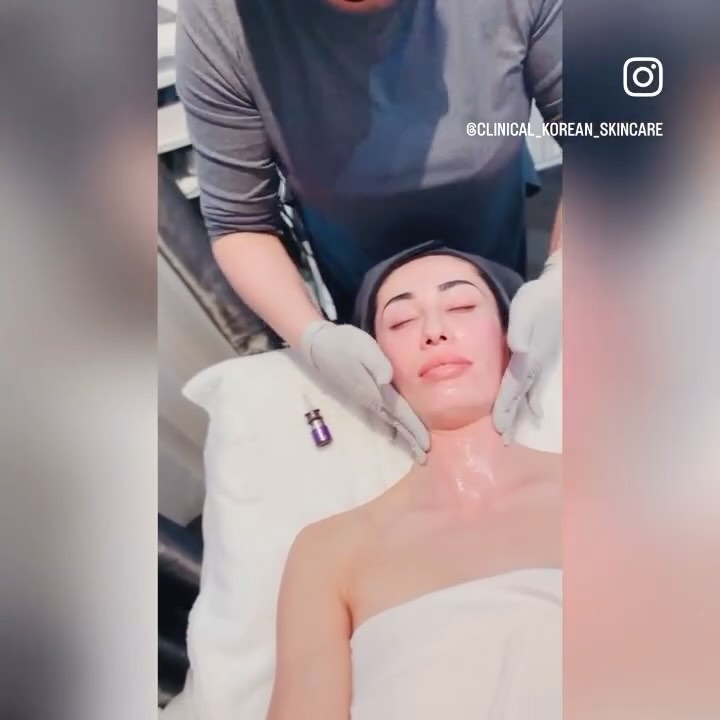 Part Two of @lindymei getting her #altumpeptide Treatment 🙌🎉