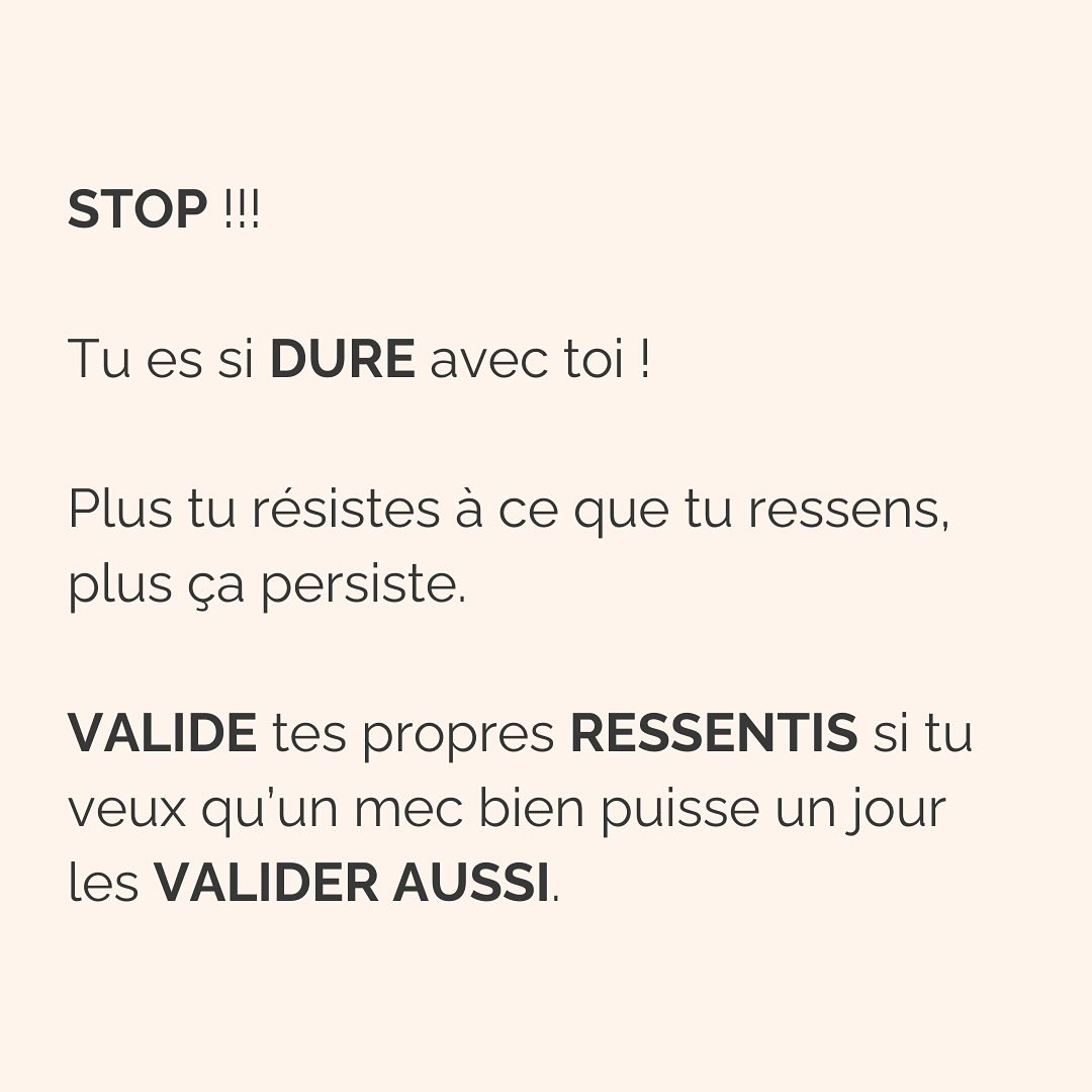 Ce travail d’amour de toi, d’acceptation de tes émotions, ne s’arrêtent pas une fois que tu as réussi à partir.
Parce qu’après peuvent venir les regrets, les doutes, le manque.
Et tout ça aussi fait partie du processus.
Plus on passe de temps dans une relation qui nous détruit, plus on se demande si on a fait le bon choix, une fois partie.
Cette réponse-là, du bon choix ou pas, tu la connais déjà. Aucune thérapie ou coaching ne peut t’offrir ça. Parce que tu as déjà toutes les ressources en toi, et que tu sais mieux que personne ce qui est bon pour toi.
La thérapie n’intervient que pour te guider vers un chemin que tu n’arrives pas à emprunter seule. Parce que c’est trop dur, parce que ça fait peur. Et même, parfois, parce que ça fait mal.
Mais savoir si tu as fait ou non le bon choix de quitter une relation qui te faisait du mal, rien ni personne ne pourra jamais le décider à ta place.
———————————————————————————
Je suis Emilie, thérapeute & coach diplômée spécialisée dans la dépendance affective.
J’aide les femmes qui souffrent de schémas toxiques répétitifs à aimer sereinement et librement, sans plus jamais s’oublier.
Je les accompagne pour qu’elles puissent passer de la théorie à la pratique. Avoir des prises de conscience c’est bien, voir des changements concrets dans sa vie, c’est mieux.
Passons 30 min ensemble pour apprendre à nous connaître ! Rdv dans mon lien en bio pour accéder à mon agenda ou sur mon site : Emilie-leduc.com
#dependanceaffective #manipulation#relationtoxique#addiction#dependance#peurs#blessuredabandon#rupture#couple#hypersensibilité #emotions #gestionemotions #hypersensibles #abandon #perversnarcissique #depression #blessuredelame #selflove #amourdesoi #tinder#date#rencontre #angoisse#solitude #lovecoach #pn #devperso #amourdesoi