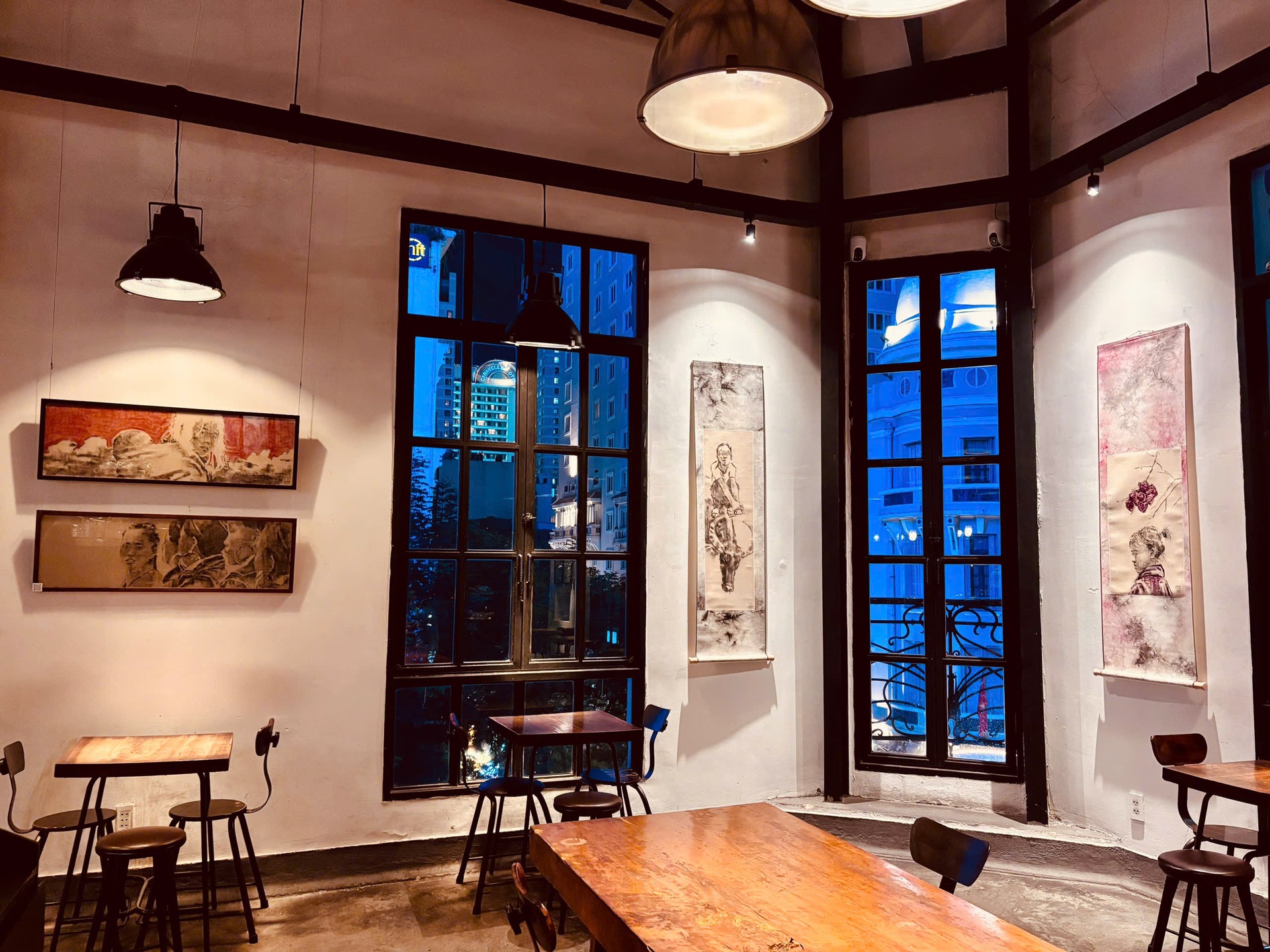 My newest exhibition is up now at The Workshop!
I'll be there on Monday all day if anyone wants to come by and have a chat and a coffee!
Send me a message or just show up...