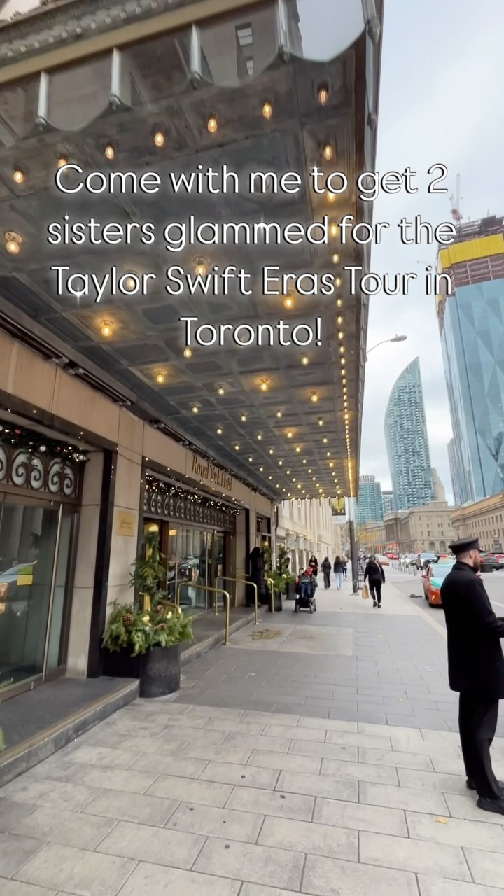 Eras Tour Glam for these 2 awesome sisters 👯♀️
Makeup by yours truly ✨
It’s been a minute, finally getting back to posting! 🫶
#travelmakeupartist #makeupartist #torontomakeupartist #softglam #taylorswift #erastour #erastourmakeup