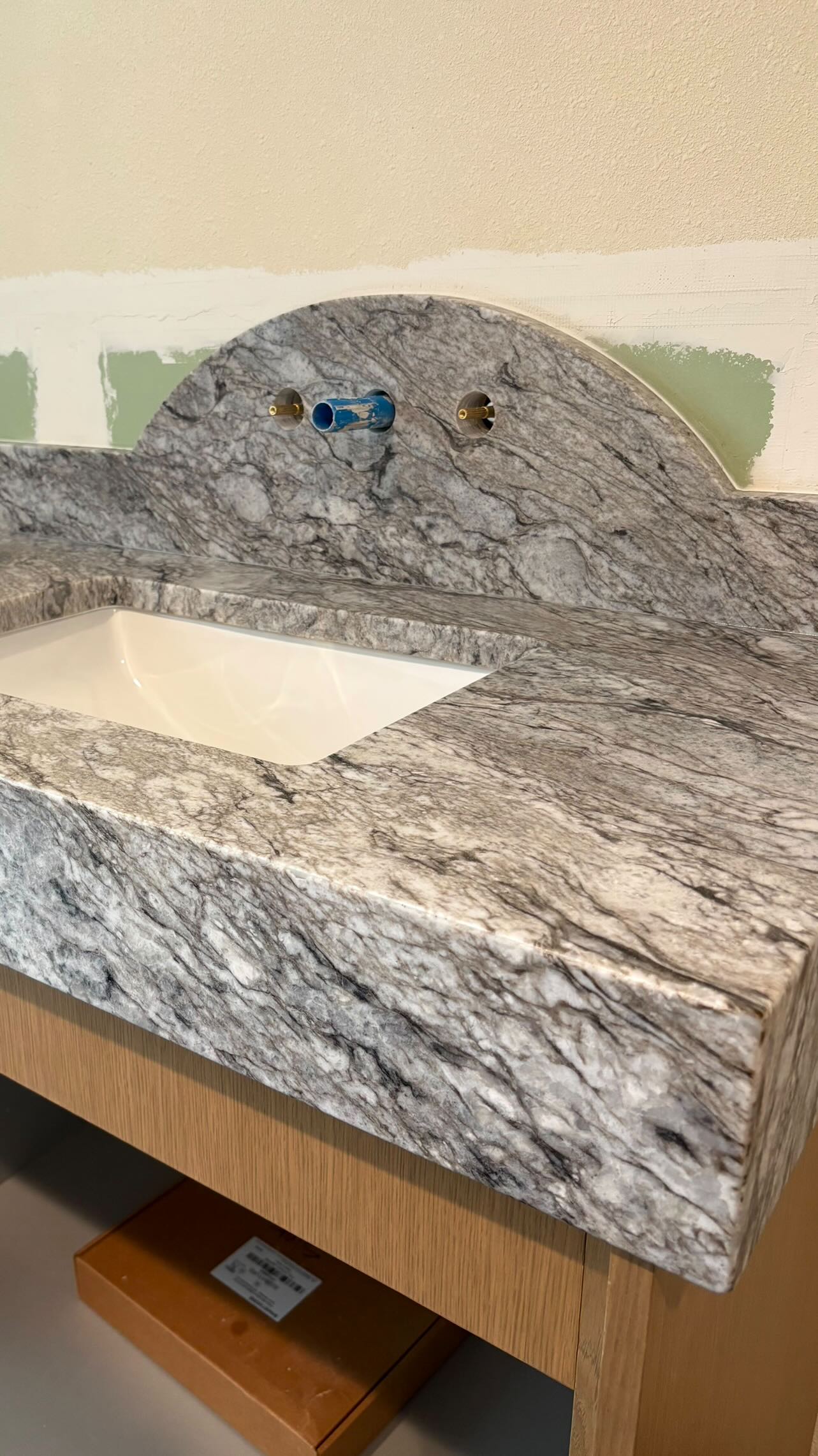 This vanity top 🤯😍 we are all dying over how this turned out!! The material is leathered blue dunes granite - the video doesn't do it justice, this stone has so much depth! THANK YOU to our amazing fabricator @stoned.marbleandgranite for executing this perfectly! Between the arches, the wall mounted faucets and the mitered skirt, this was a tricky one to execute and Stoned rocked it per usual. We're so close to wrapping this bathroom up, I can't wait to show you the full before and after! #boisegeneralcontractor #boiseinteriordesigner #bluedunesgranite #vanity #bathroomremodel
Stone sourced at @francinimarble