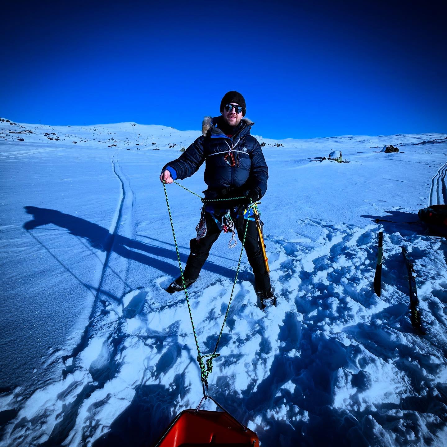 TRAINING 🤓
Finse is a great training ground for Arctic expeditions and I gained invaluable insight and wisdom from Ine-Lill - a very experienced Norwegian Arctic guide. 🤓
She taught me all about how to navigate glaciers, crevassed territory and how to self-rescue if I or my 85kgs worth of food and equipment ever fell into a deep crevasse. 🧊 You can see our teeny tiny simulated crevasse in the pics and the complex amount of gear needed in such situations.
The key - avoid crevasses like the plague because falling into one is incredibly dangerous and potentially fatal - especially on solo expeditions.
Over our two days of catching up, I learnt more about her adventures in the Arctic and elsewhere and how she is very much an understated bad-ass. 💪🏻 Describing her groundbreaking 2007 expedition to the South Pole was particularly epic.
We compared ideas, gear choices and techniques for living and travelling solo on the ice and had a laugh chatting about our ultimate snacks when on expeditions. It made us pretty hungry.🤤
It was also good to get into the solo camping groove which was new for me and a great way to start my two week solo expedition.
I’m very grateful to have had Ine-Lills experience and wisdom on tap as ever and like every guide I’ve ever worked or spoken with, you learn so much. My 🧠 was crammed by the end of my time in Finse. Thanks to all who shared their insights with me. ☺️
#soloexpedition #adv #snowcamping #arctictraining #fsgs #kidneytransplantrecipient