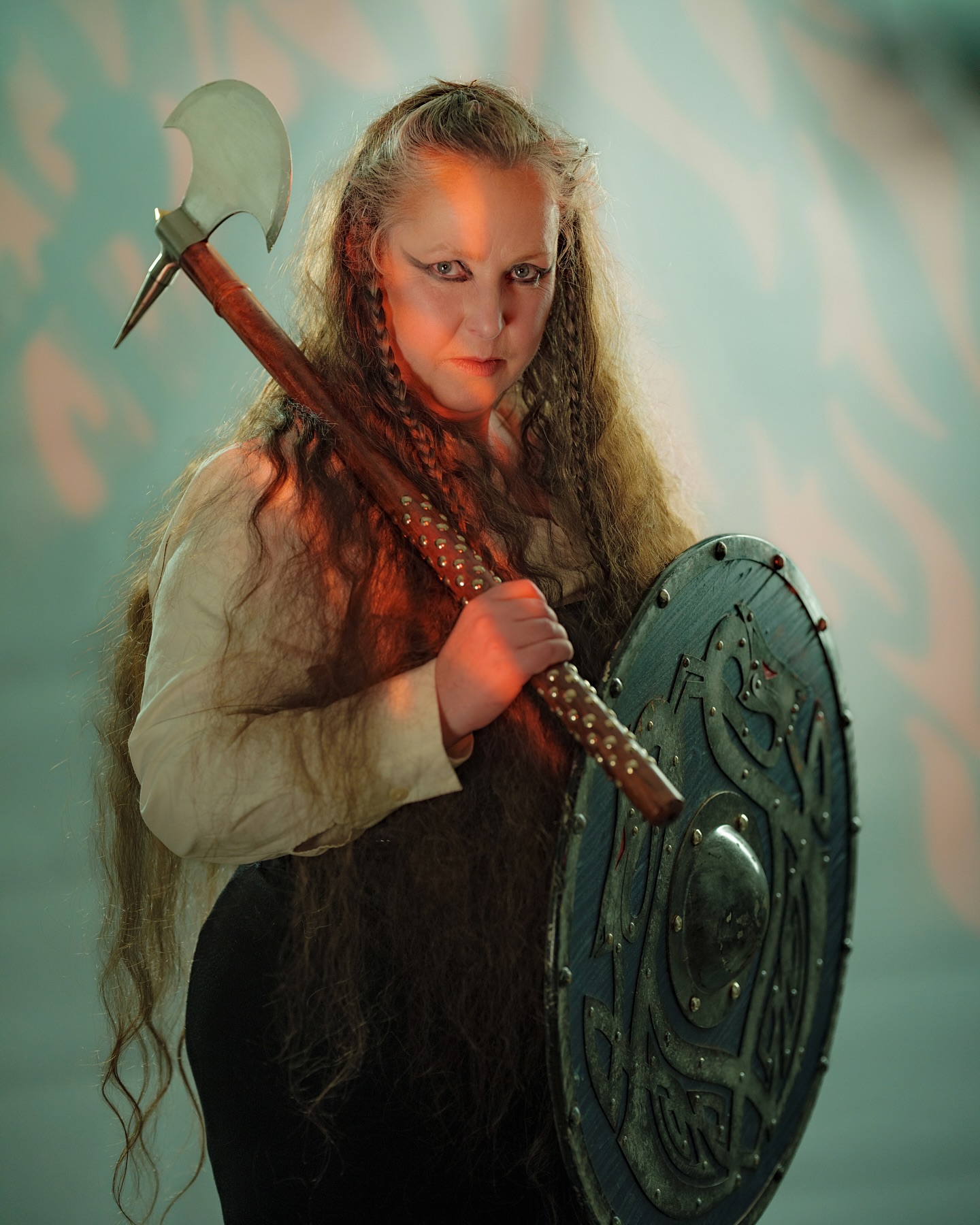 Character Portraits with weapons and stage combat expert Helen Fullerton. Helen has over 30 years acting experience.
Whatever u want to do Helen no problem. U r deffo in charge in both these scenarios.
Thanks for such a fun session @helenfullertonactor
Image 2 Character by Helen…Tracy-May Hatchet…we hacked the studio wardrobe for some priceless coat n props😆
.
.
.
.
.
#portraits #fineartportrait #actorportraits #portraitphotographer #actors #castingcalls #actorsofinstagram #headshotsmatter #actorslife #cinematic-photos #gfx #characterportraits #headshotstudio #bishopsstortfordbusiness #actorportrait #actorheadshots #personalityportraits #fineartportraits #fineartphotography #customportraits #headshotshertfordshire #headshotsessex #londonactorheadshots #colourphotography #headshotsbishopsstortford #londonheadshots
.
.