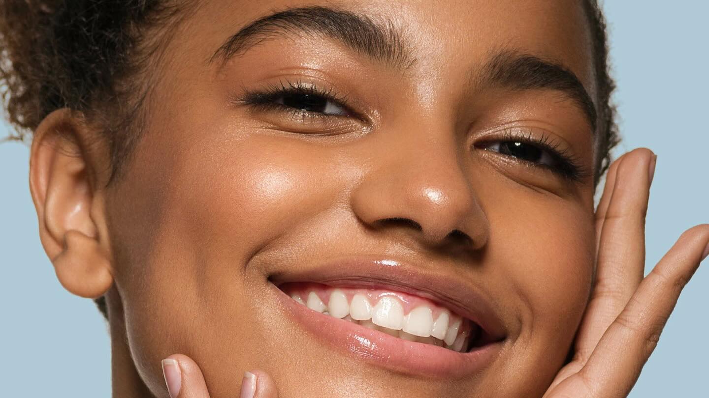 I’ve just received a brand new set of peels to use in my Gentle Resurfacing Facial! This treatment includes aromatherapy, a double cleanse, a custom peel based on your skins unique needs, scalp and foot massage, and much more! Renew and refresh your complexion after a long winter and for a limited time only, enjoy $25 off this special offering. Happy Spring! Booking link in bio!
(Discount is already applied to online pricing)