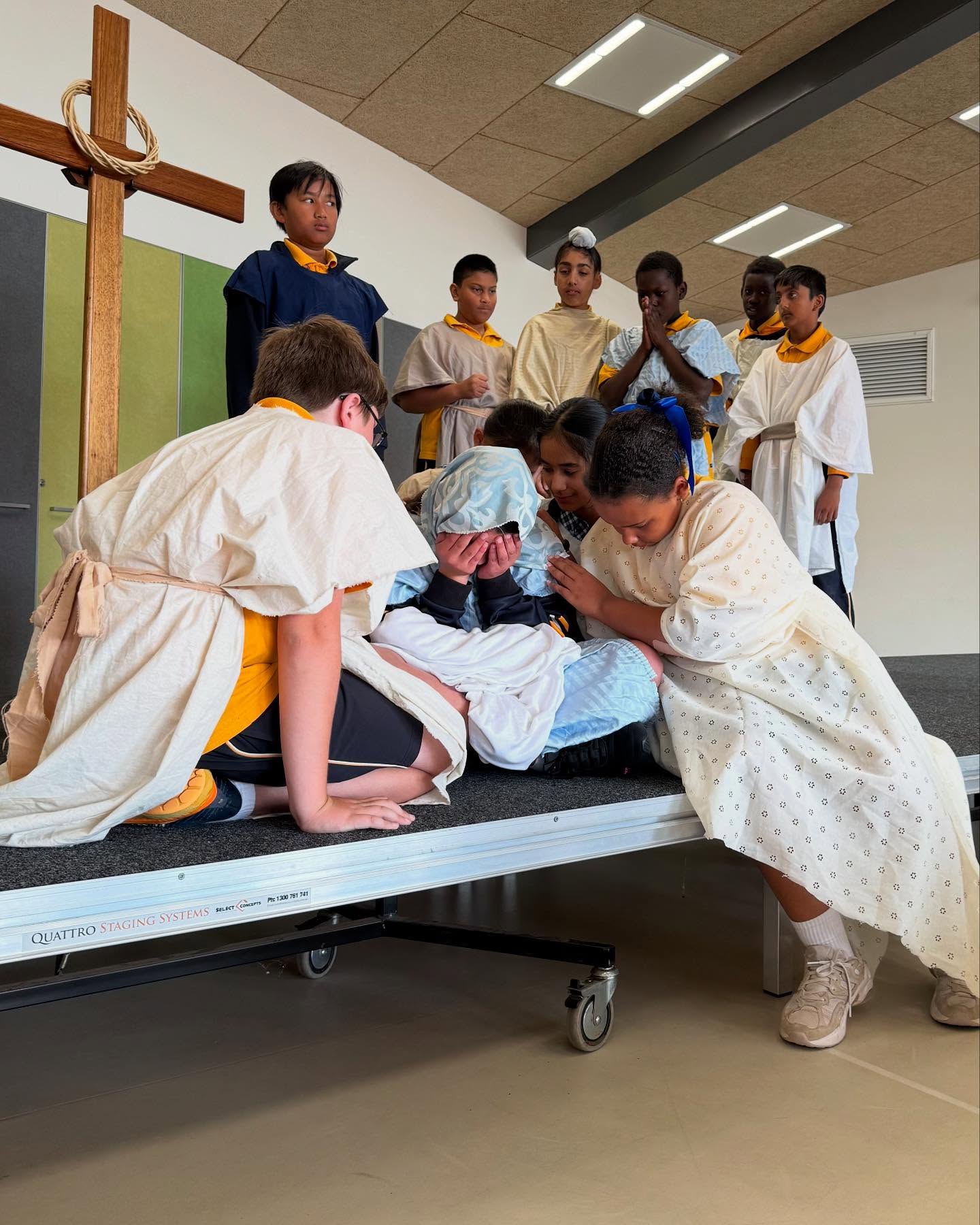 GOOD FRIDAY ✝️
At the end of last term, we came together as a school community to acknowledge the significant events of Good Friday through Stations of the Cross, led by the children in Year 6. This was a beautiful representation of Jesus’ journey and all children participated with reverence and respect. Thank you to Renae and the Year 6 educators for preparing the children to share this story with our community.