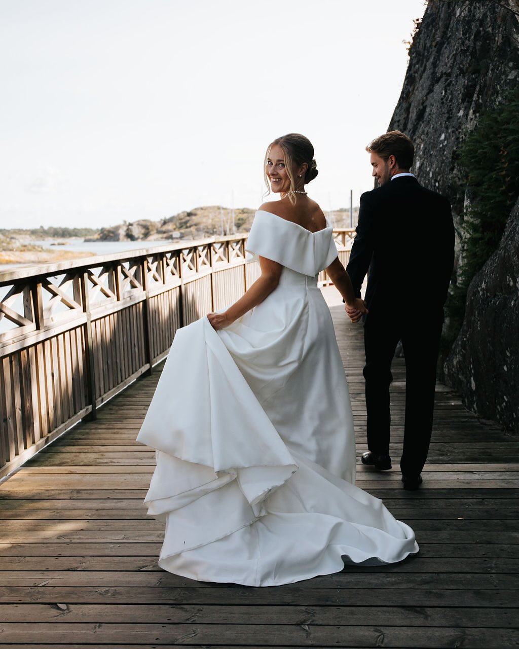 Probably this moment? 🤍
#weddingday #weddingdress #weddingphotography #weddingphotographer #bröllopsfotograf