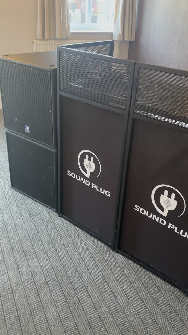 DJs – just turn up and play.
With our full plug-and-play setup service, we handle all the logistics, sound, and stress so you can focus on your set. No more turning down bigger gigs – we’ve got everything covered.
Available in London & Manchester.
#soundplug #djsetup #turnupandplay #djlife #londondj #manchesterdj #londonmusic #manchestermusic #djbooking #ukdjs #djservice #eventtech #eventlogistics #soundhire #londonevents #manchesterevents #plugandplay #djgear #clubsetup