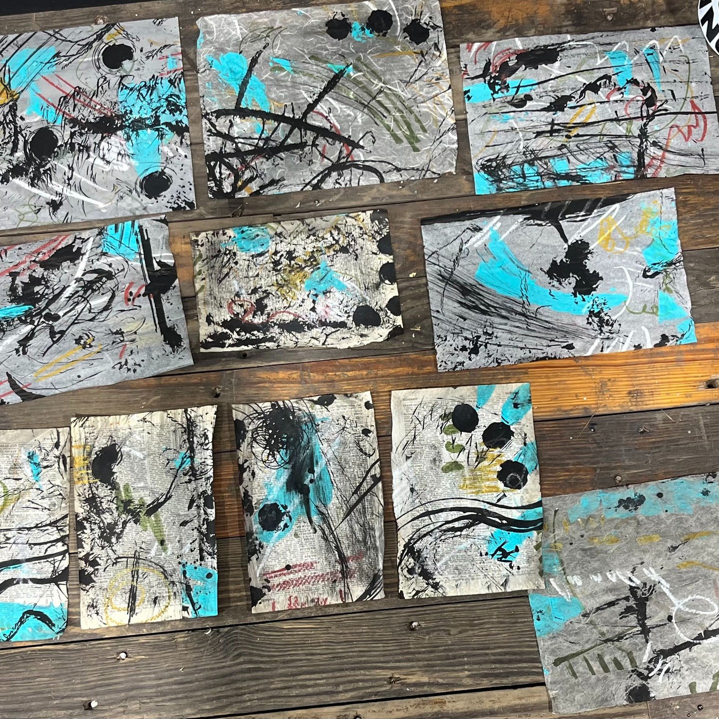 work in progress.. :)
#tryingnewthings #mixedmediaartist #createexplore #setyourmindfree #mixedmedia #somethingnew #loveteal