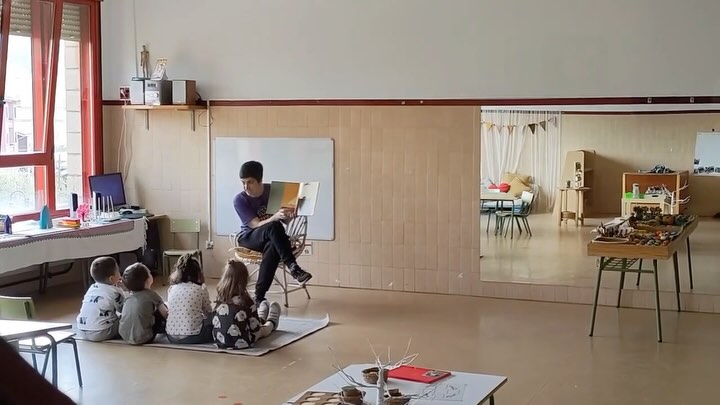 📚📚📚✨✨Aste honetan Liburuaren astea ospatuko dugu gure ikastolan. Haur Hezkuntzan hezitzaile bakoitzak ipuin bat kontatuko du bere ekosisteman. Haurrak egunero zein ipuin entzun nahi duen erabakitzeko aukera izango du. Haurrak pozik eta gu, zer esanik ez!
Ipuinak kontatzea asko gustatzen zaigu!! 📚📚✨✨