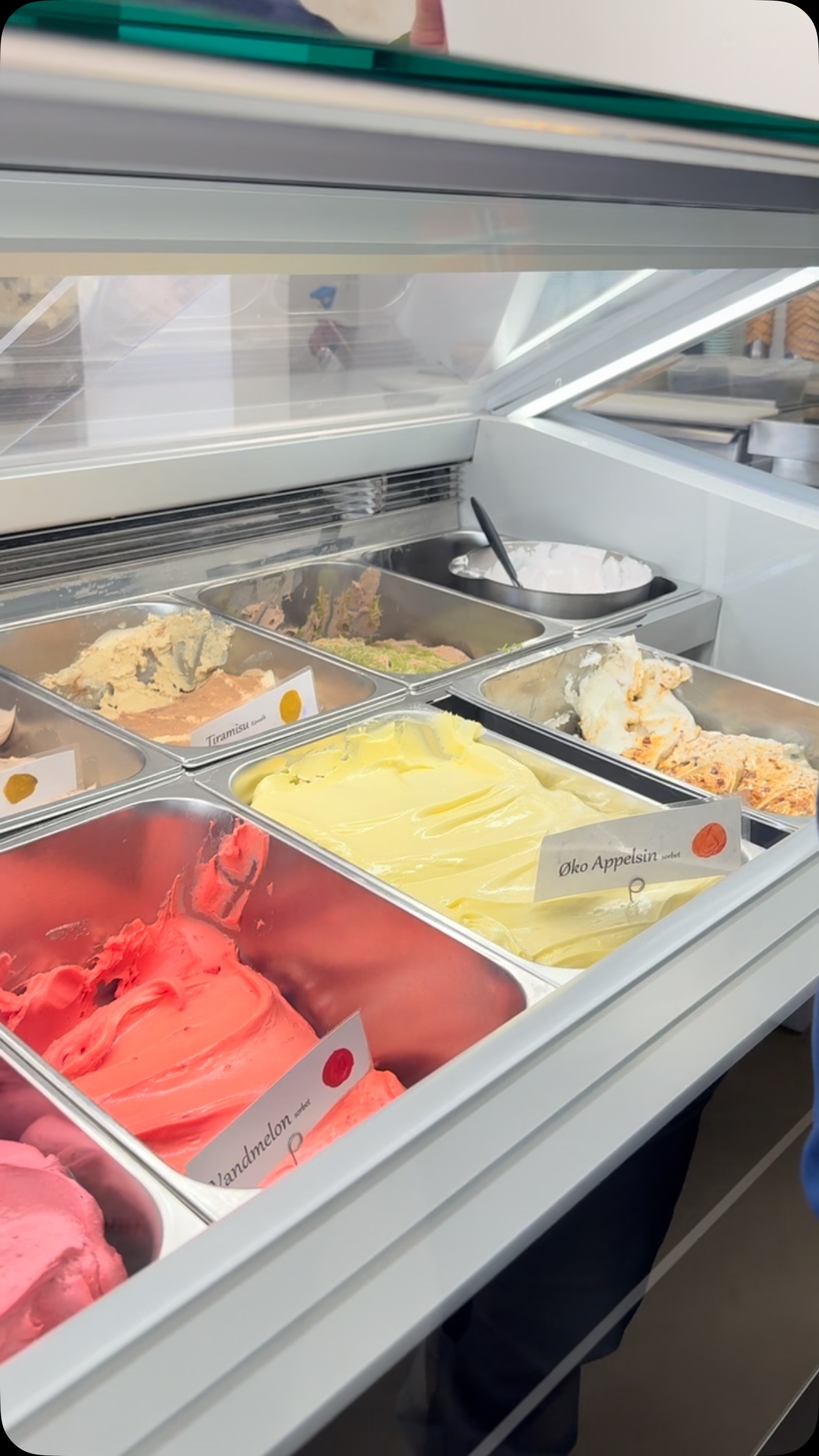 Ny butik torvet 3 i blokhus #gelato #is #kaffe #iskompagniet #roastery #coffe #icecream #hjemmelavet #frisklavet #guf #espresso