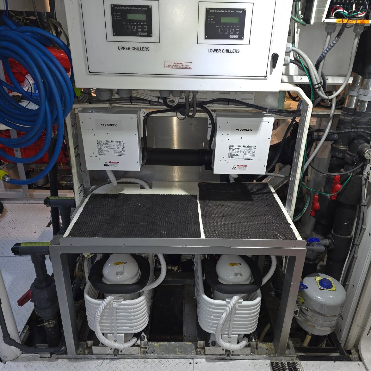 Fresh Install!
Completed a brand new Dometic chiller unit installation on this vessel. Dual chiller setup now ready to deliver optimal cooling performance for the upcoming season.
Whether it's a full retrofit or preventive service, we’re here to make sure your onboard systems run flawlessly.
Sea Technic Marine Service – Precision and Expertise for Every Vessel
#marineengineering #chillerinstall #dometic #yachtservice #boatlife #hvacmarine #vancouvermarine #seatechnicmarine