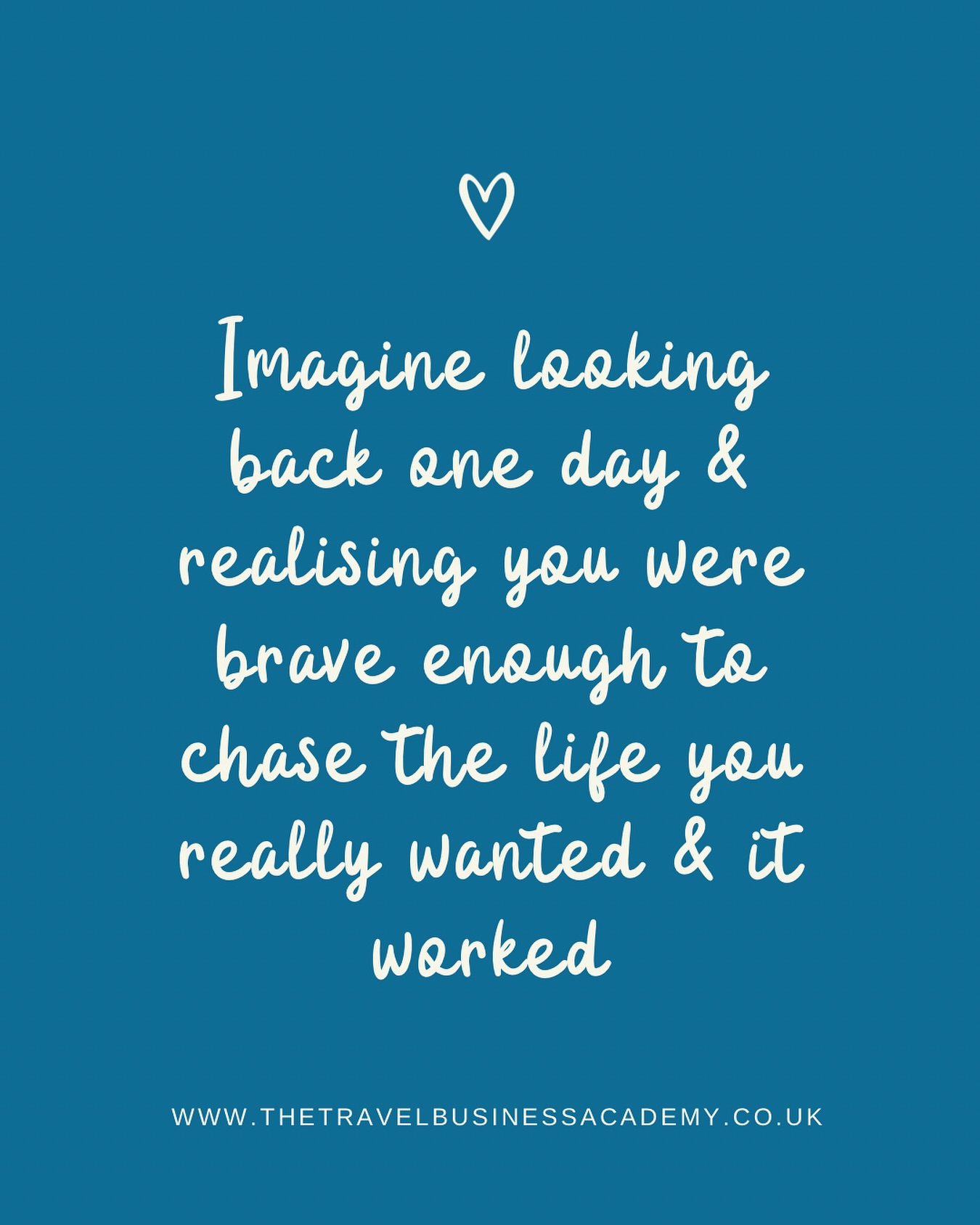 Be brave enough to work for your dreams & not work for someone else’s 🙌🏼
What’s the worst that could happen if you try?
#mondaymotivation #startabusiness #buildyourdreams