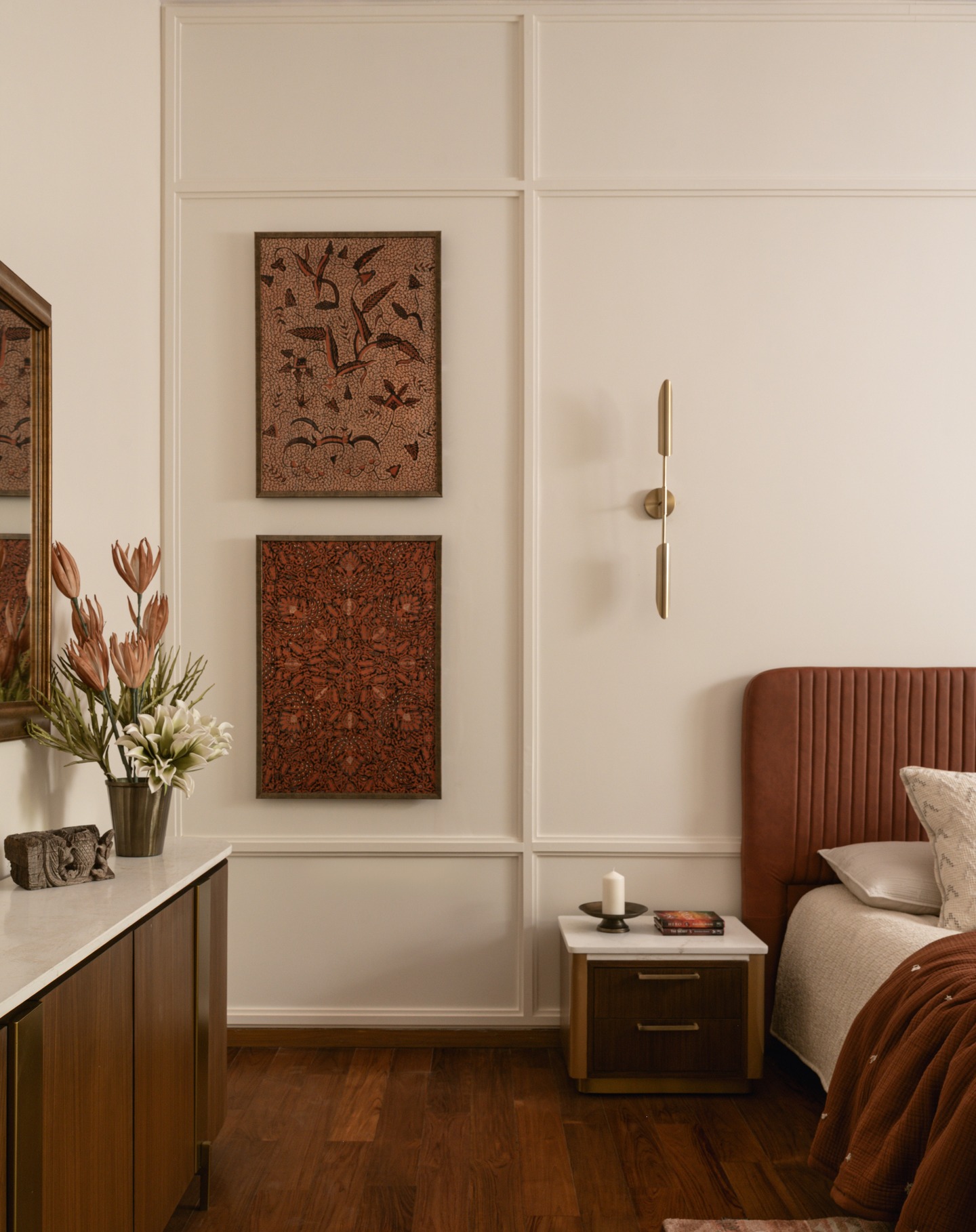 Project Thuzha ~ The Master Bedroom!
Earthy tones, rich textures, and curated details come together in this warm, modern bedroom corner. From the tufted headboard to heritage-inspired art and brass accents, every element whispers quiet luxury and intentional design.
Design and execution : Furbishy
Photography : Nayan Soni @nayansoni21
Cinematography: Create Stories @createstories.in
Styling : Shivani Raina @theshalomhome