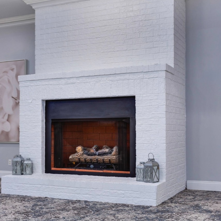 🔥 Warm up to the idea of a charming wedding day with our beautiful indoor fireplace as your centerpiece! This stunning feature offers a cozy and inviting atmosphere, making it a perfect spot for intimate gatherings or a romantic photo backdrop. 🤍✨
Imagine exchanging vows or toasting to your new life together with the elegant glow of the firelight reflecting in the smiles of your loved ones. Our venue blends modern elegance with the comfort of home to create a truly unique wedding experience. 🌟
💌 Curious to see more? DM us to schedule your visit and start planning your dream wedding at our one-of-a-kind location!
#WeddingVenue #Fireplace #CozyWedding #ElegantWedding #UniqueWeddings #BrideToBe #WeddingInspiration #DreamWeddingVenue #ncweddingvenue #greensboronc