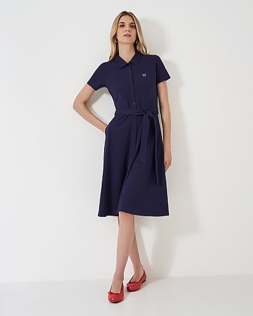 A feminine take on a Crew Clothing classic, this jersey short sleeve belted polo dress is a must have for warmer weather.
#crewclothing #polodress #classicstyle #summer #cotswolds