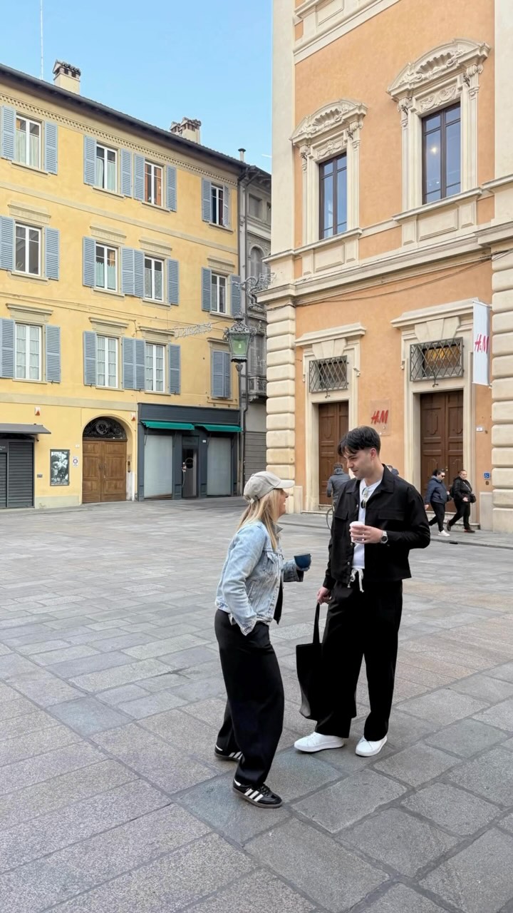 Nothing but magic ✨ Our Reggio Emilia study tour left us filled with gratitude and wonder. To walk the streets where peace, citizenship, and participation are not just values—but lived, visible, and celebrated daily—was deeply moving. Thank you to all who shared this journey with open hearts and curious minds. To our study group - we couldn’t have asked for better group of like-minded educators who celebrated, challenged, questioned, inspired, and researched alongside us @hpps_onekiritea @bridgetgoodyear 🌱 @reggio_children #reggioemilia #inquirybasedlearning