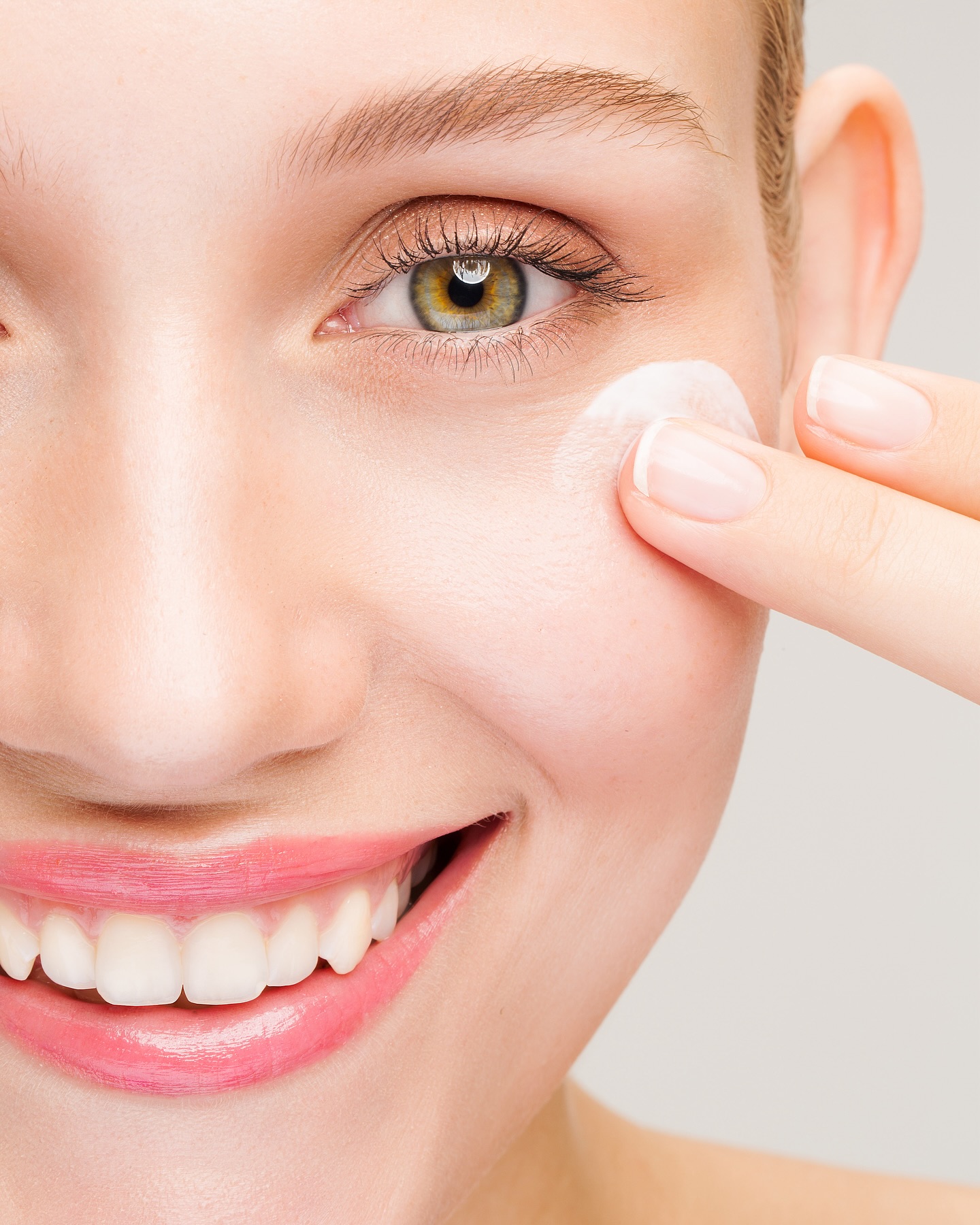 There’s a reason most luxury marketing feels… average.
It’s because the content is built like a factory, not a studio.
Most agencies mass-produce visuals. But true luxury isn’t mass-produced.
It’s tailored. Meticulous. Personal.
That’s exactly how we work at Velours Media.
From private jets to high end designers, we deliver cinematic storytelling that reflects the sophistication of your product and the ambition of your brand.
No compromises.
No templates.
Just pure brand elevation.
Looking to capture the essence of your luxury product or service?
Let’s talk: www.veloursmedia.com
#LuxuryMarketing #ContentThatSells #VeloursMedia #MelbournePhotographer #BrandElevation #melbourneluxuryphotographer