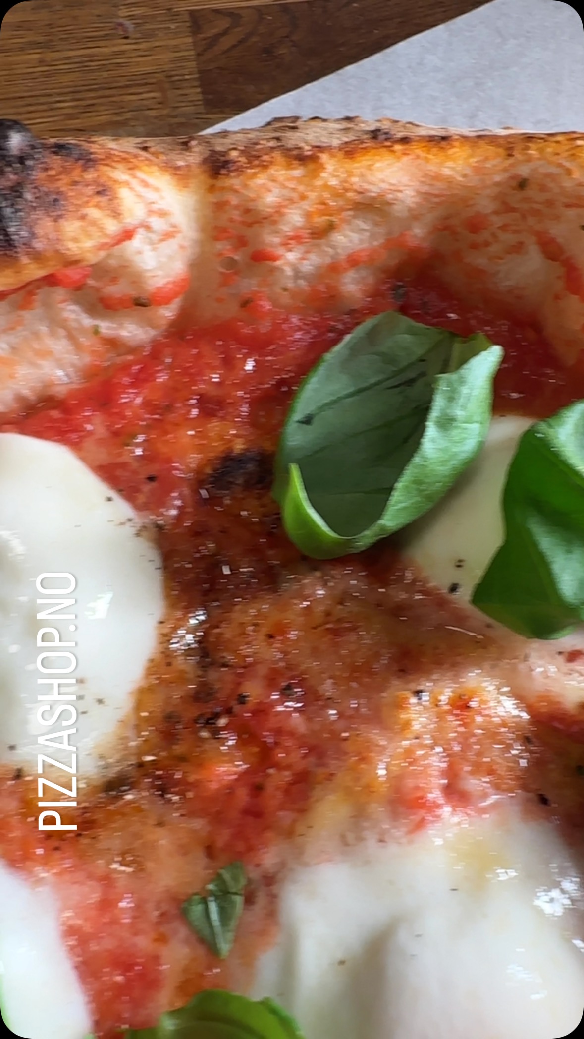 🔸 Biga:
• 1 kg Le 5 Stagioni Oro
• 💦 45% vann
• 2,5g gjær
• 16 timer i romtemperatur
🔸 Final deig:
• Hele bigaen
• 1 kg Le 5 Stagioni Oro
• 💦 465g vann
🕒 24 timer kald modning
#napolitanskpizza #pizzashop #pizzalovers #hjemmelagetpizza #pizzaoppskrift #tipo00