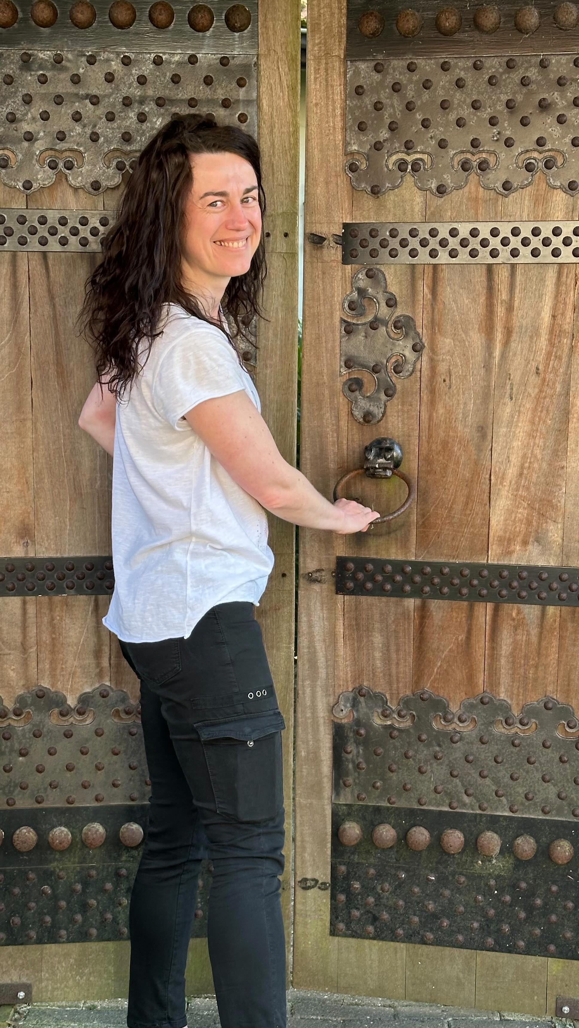 Have you ever felt anxious about opening new doors?
How about the fear of having regrets for not opening those doors?
Last year October I decided to experiment with the @mamamoon.health retreats. I had this idea of bringing health experts together, like-minded professionals who care, full of passion, fire, and curiosity. 🔥
Instead of planning for our usual Pregnancy retreat, I called Adrienne from @swell.amsterdam to ask how she felt about organizing it together. Then @katiakhomich_ and @isadoracaporali
‘What are you doing April 4-6, 2025 (in half a year), and if nothing - do you wanna come with me?’ 💃
We shared it in January, and in no time we were almost full.
Magic often happens when you let things unfold, and that was also what we let happen here.
Would you like to be part of the magic next time?
Follow @mamamoon.health as we have some bigger news to share in May.
For all the health experts and companies active in #womenshealth we will have more opportunities to create that magic together.
For all the women and allies who want to be close to everything women’s health from #menstruation through #motherhood to #menopause - stay close as we will be able to support you even more.
For all the fun stories on motherhood - keep checking my stories. I will be busy with Mamamoon, but luckily I have two monkeys that keep me grounded, nothing changes here 😉
Can’t wait to open that doors! Hope to see you there! ❤️
#seventhseries #3mbracehealth
.
.
.
.
.
.
#mamamoon #mamamoonhealth #mamamoonapp #mamamoonretreats #womenshealthmatters #womenshealth #womeninspiringotherwomen #womenempoweringwomen #womensupportingwomen #3mbrace